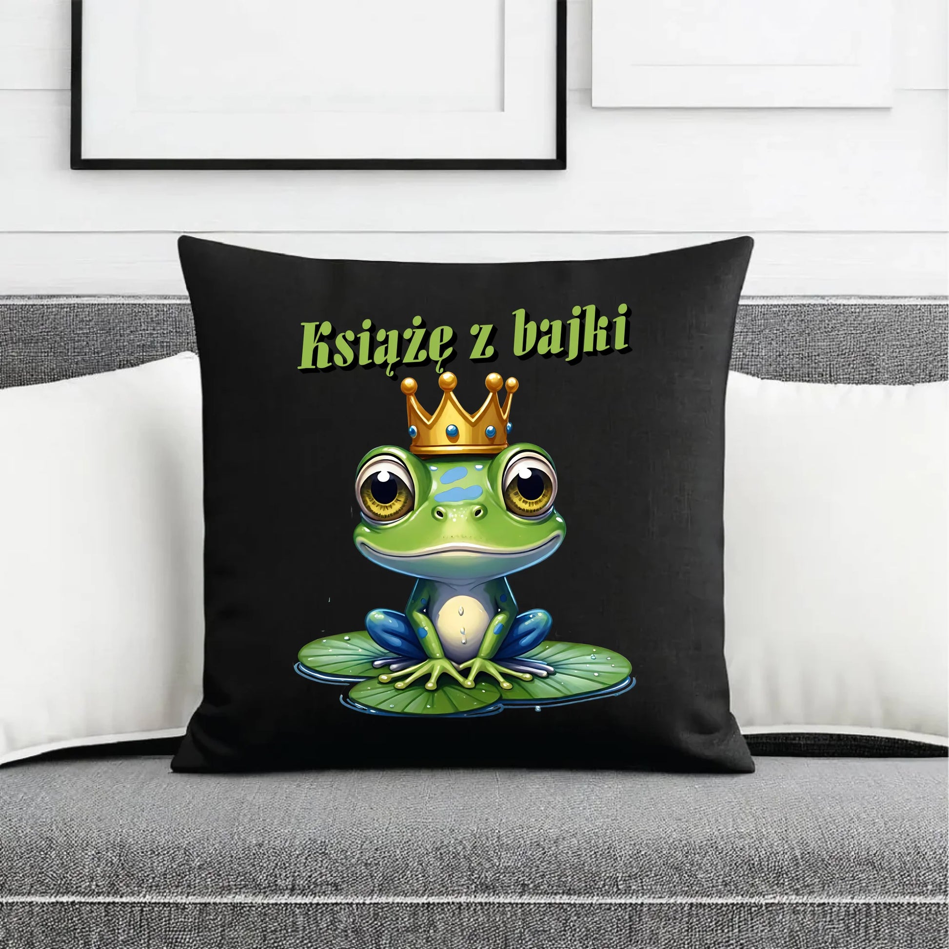 Poduszka dekoracyjna - Książę z bajki - prezent dla chłopaka męża narzeczonego DCH09 - StoryCups.pl