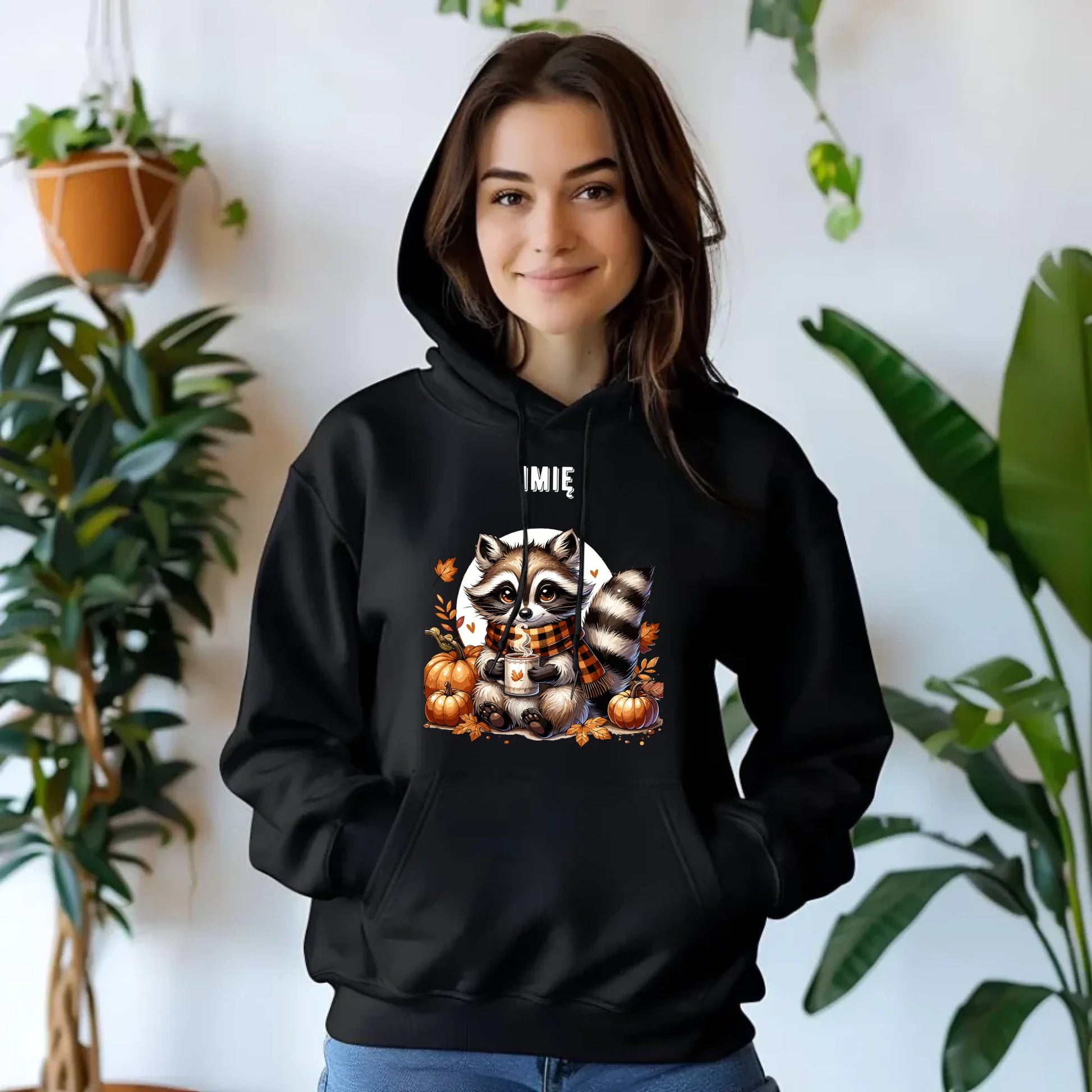Bluza damska z kapturem jesienna – Szop z kawą i dyniami - personalizowana JS16 - StoryCups.pl