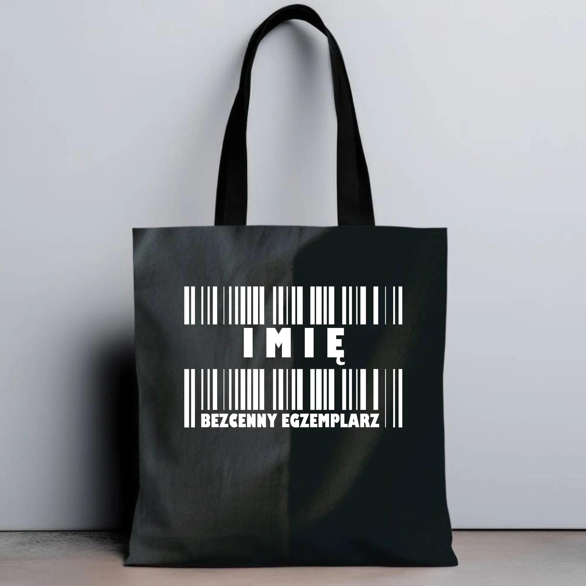 Torba - Bezcenny egzemplarz prezent dla niego - czarna personalizowana DCH07 - StoryCups.pl
