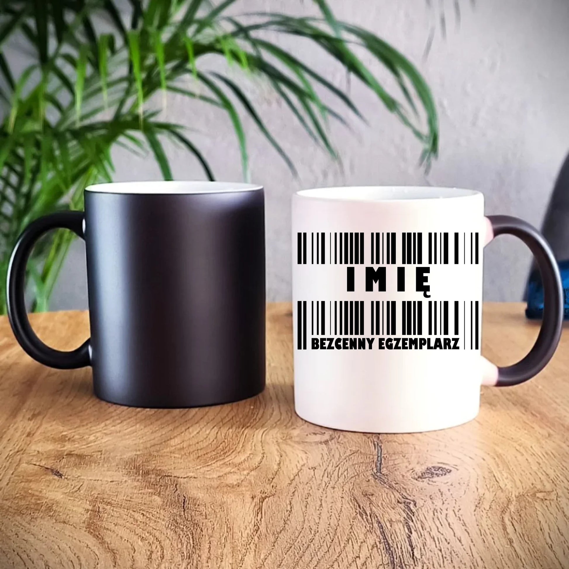Kubek magiczny - Bezcenny egzemplarz prezent dla niego - personalizowany DCH07 - StoryCups.pl