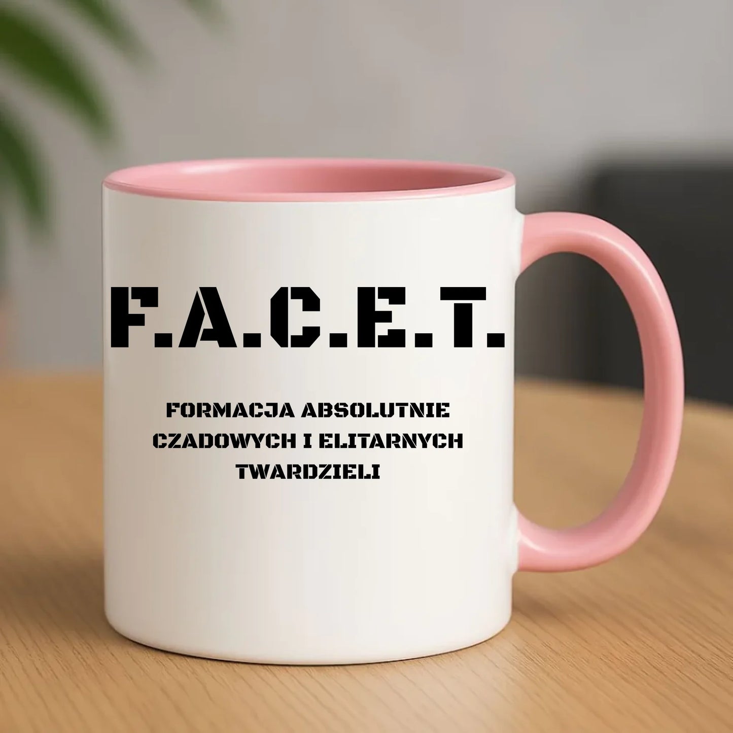 Śmieszny kubek - Prezent dla chłopaka kolegów z pracy - F.A.C.E.T. Formacja Absolutnie Czadowych i Elitarnych Twardzieli DCH23 - StoryCups.pl