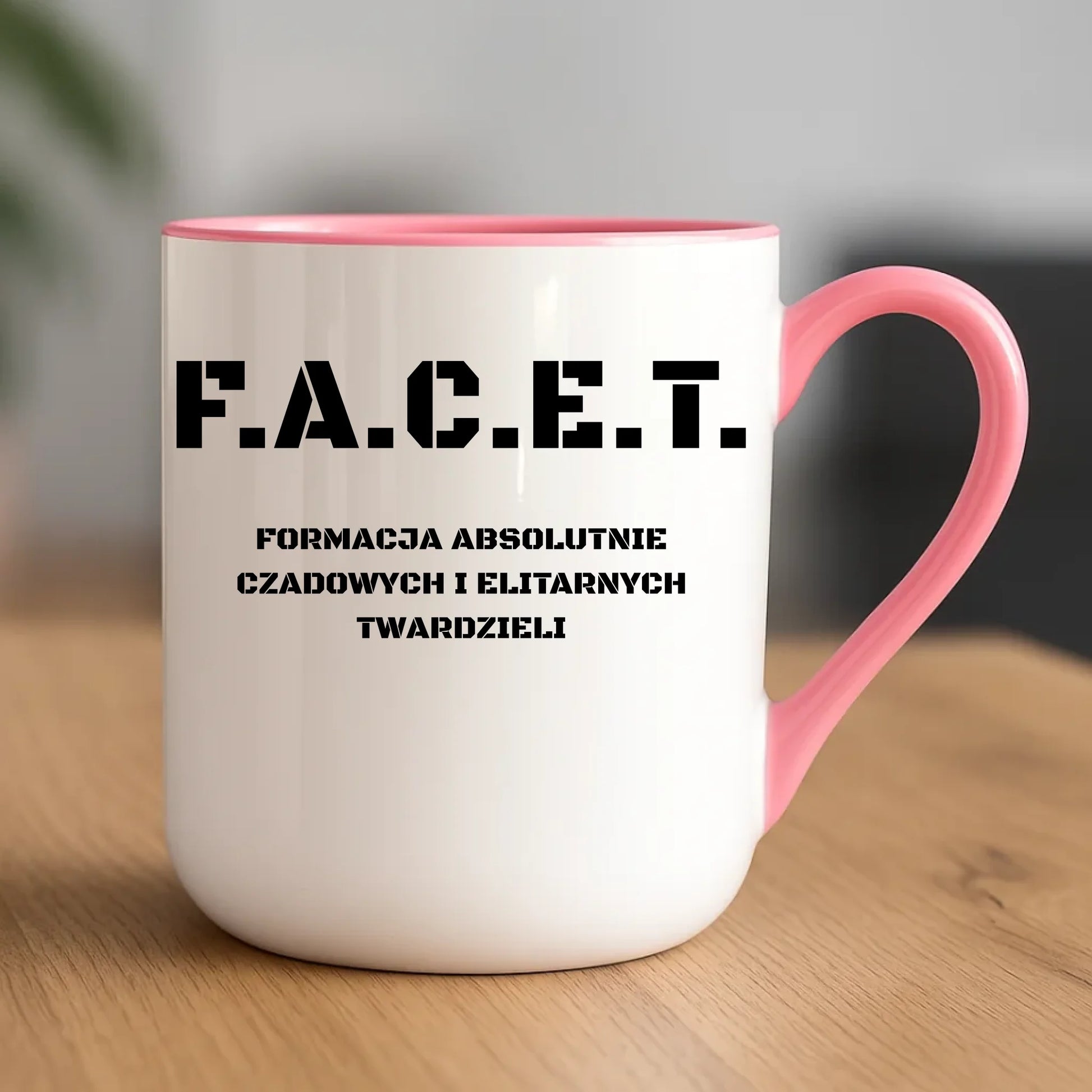 Śmieszny kubek elegant - Prezent dla chłopaka kolegi - F.A.C.E.T. Formacja Absolutnie Czadowych i Elitarnych Twardzieli DCH23 - StoryCups.pl