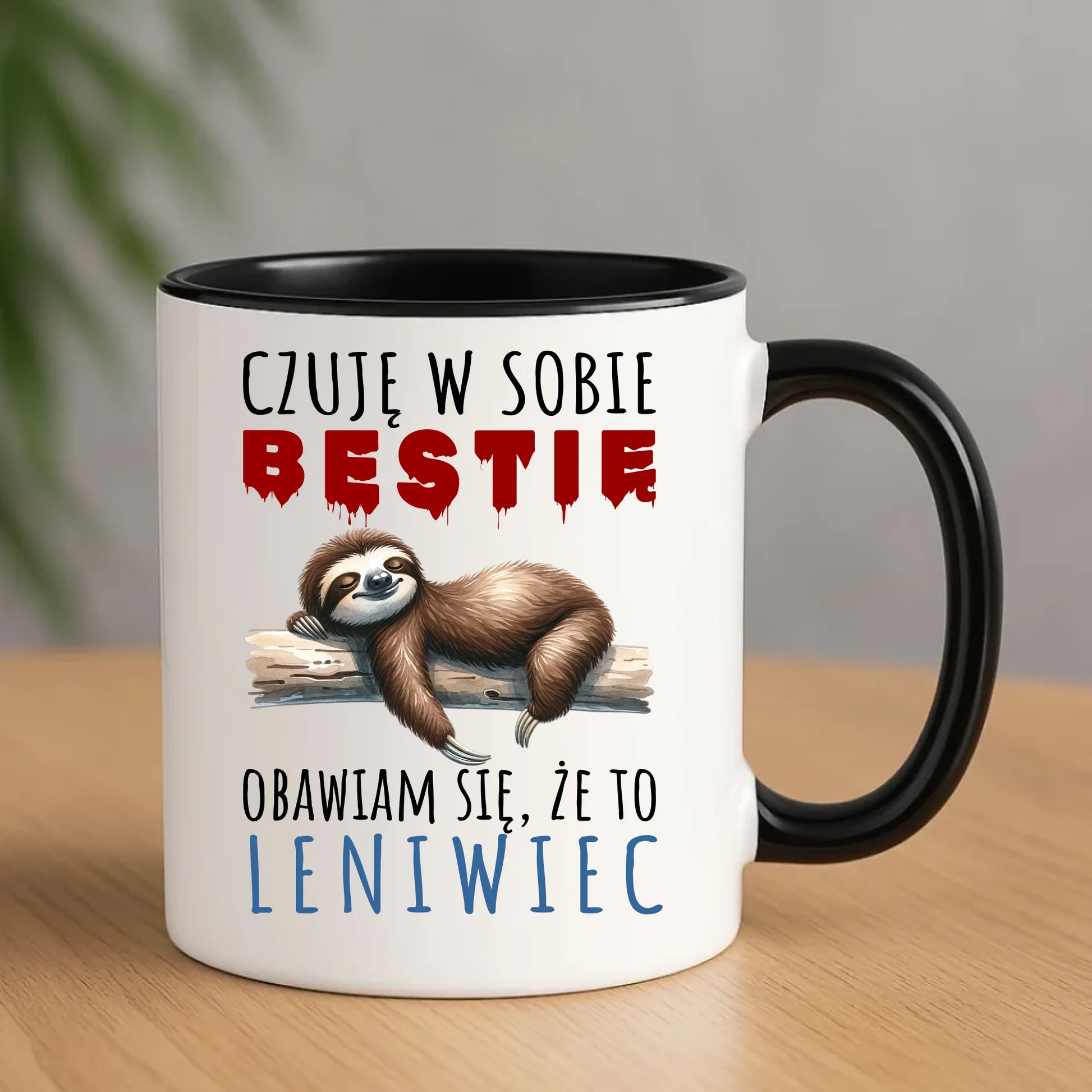 Śmieszny kubek z nadrukiem – Czuję w sobie bestię, obawiam się że to leniwiec – prezent DCH26 - StoryCups.pl