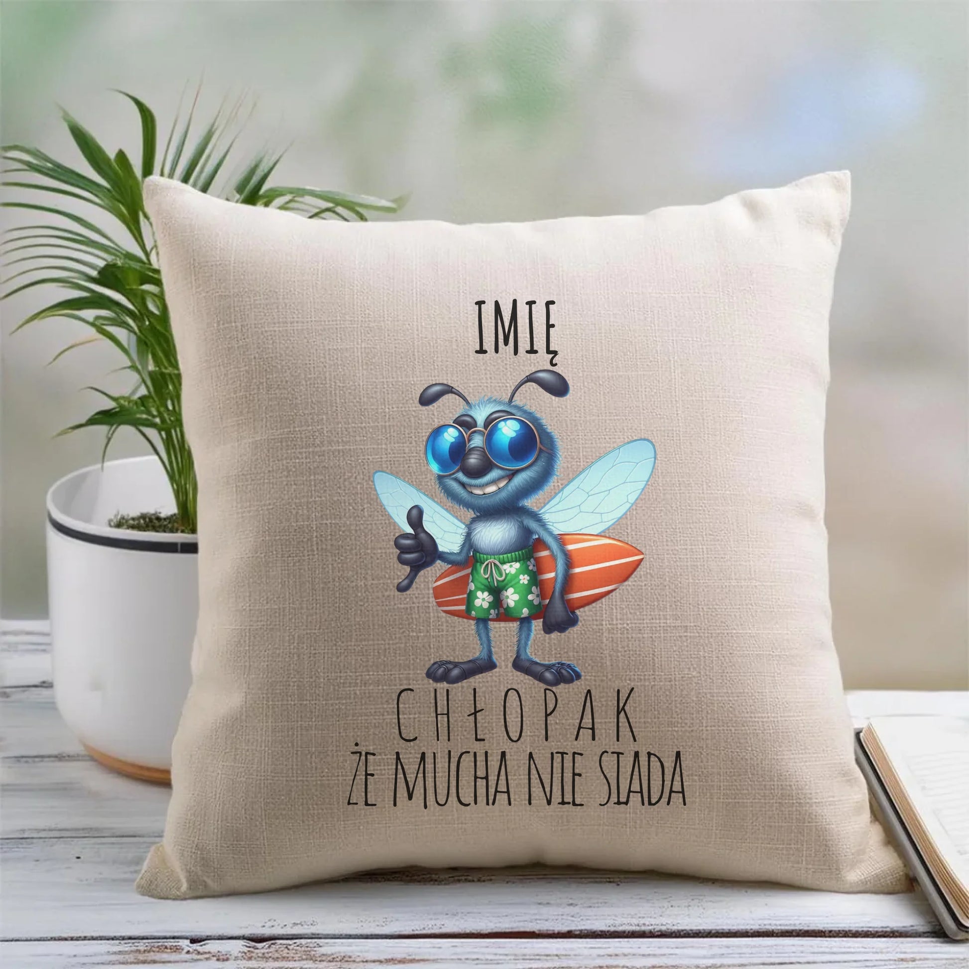 Poduszka - prezent dla chłopaka - Mucha nie siada essa - personalizowana DCH29 - StoryCups.pl