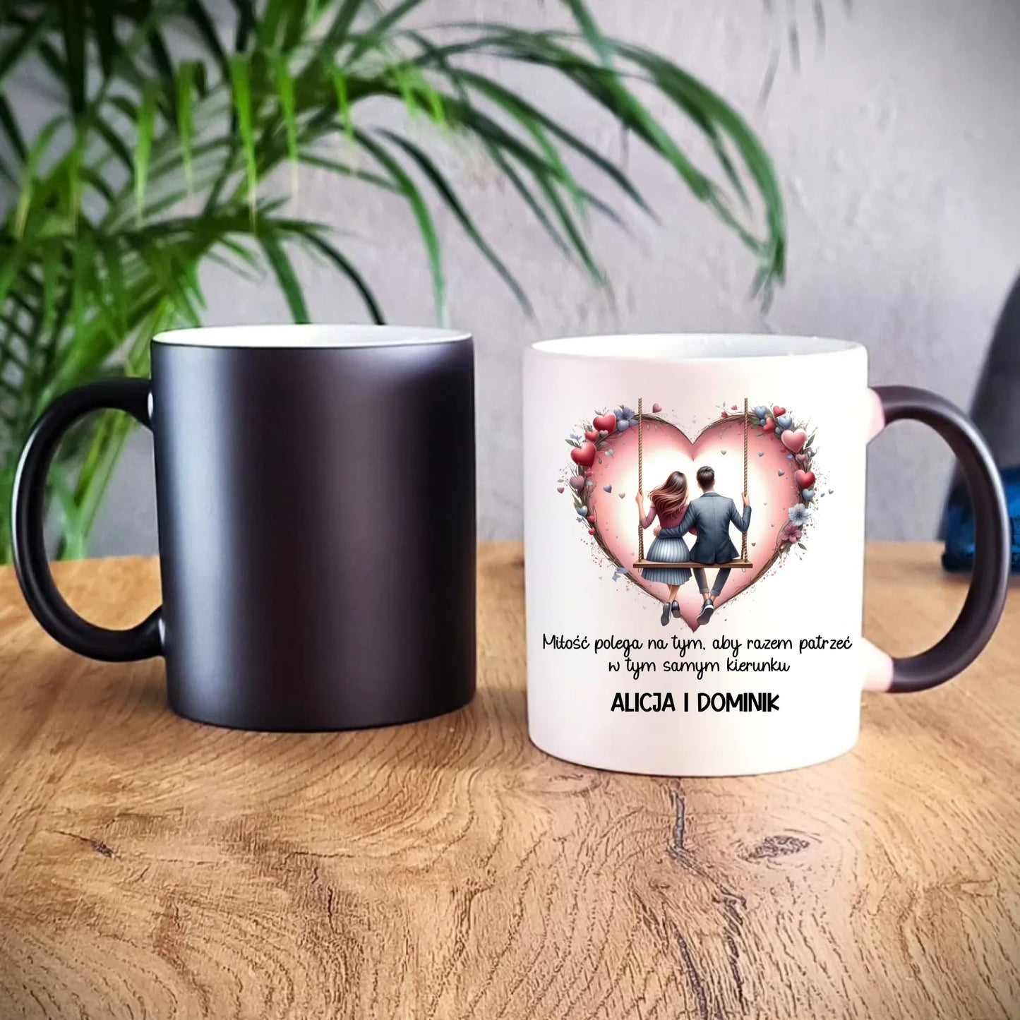 Kubek magiczny dla par - prezent dla chłopaka i dziewczyny - Para na huśtawce - personalizowany W12