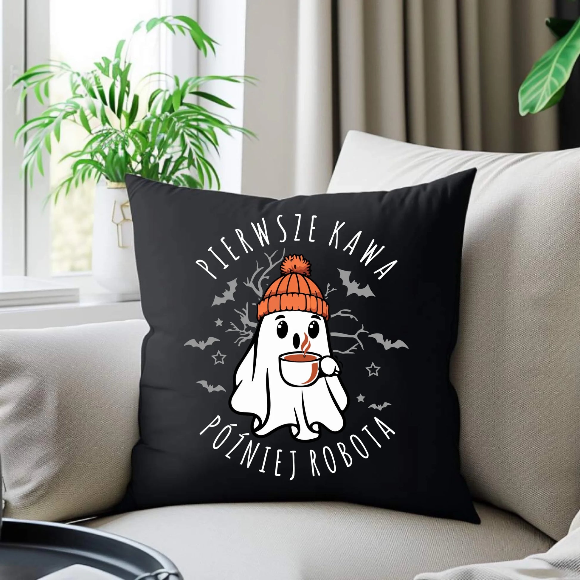 Poduszka dekoracyjna na Halloween - Duch z kawą - Pierwsze kawa później robota HL01 - StoryCups.pl