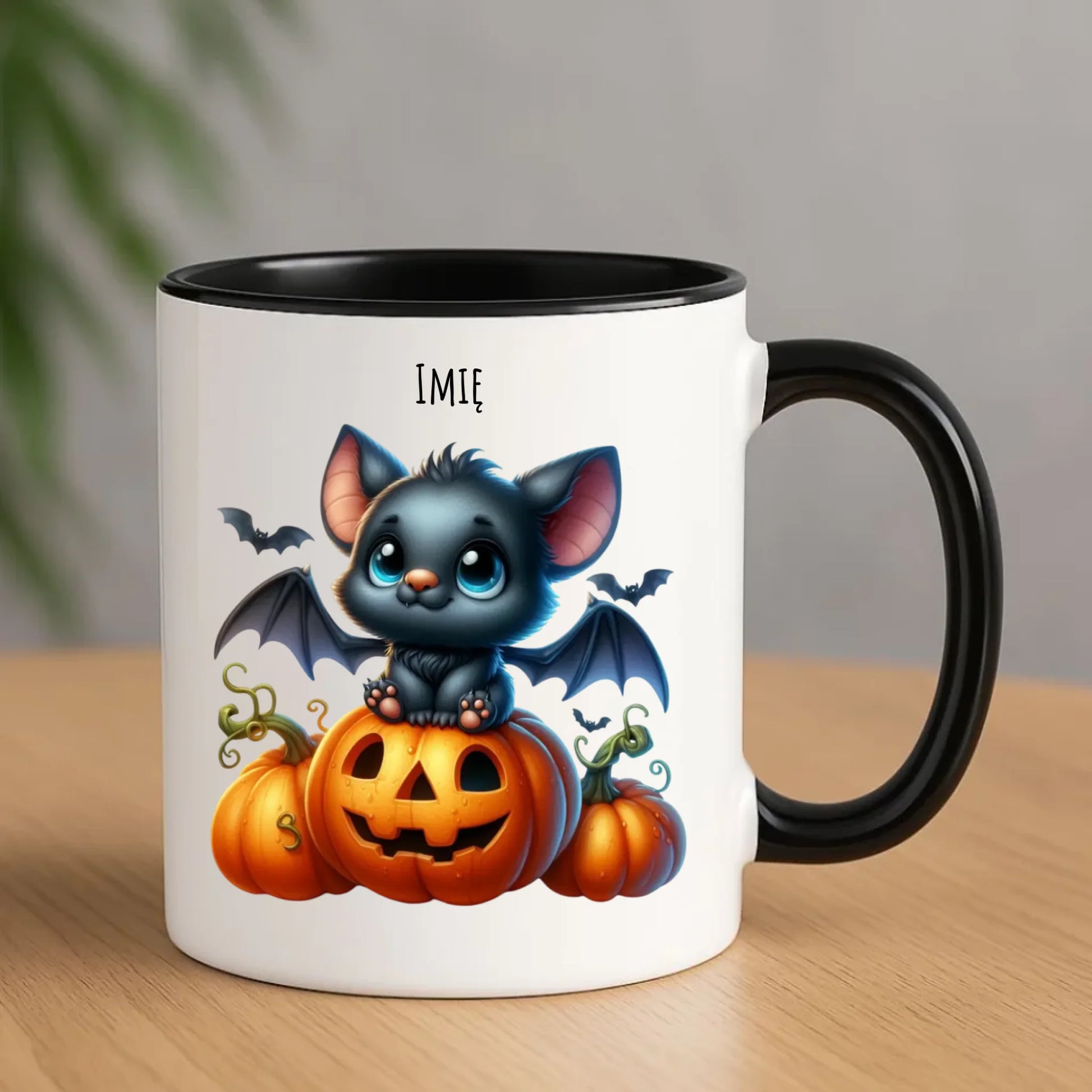 Kubek halloweenowy - Słodki nietoperz z dynią - personalizowany HL09 - StoryCups.pl