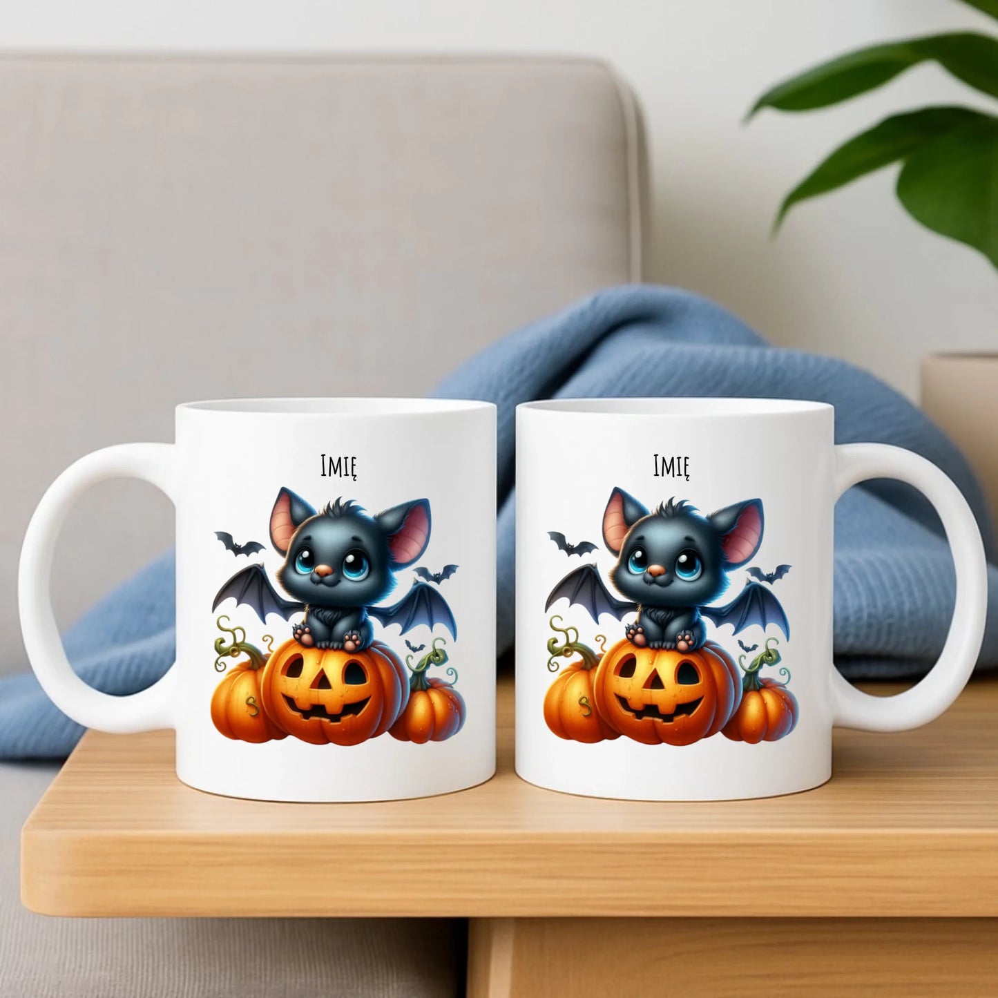 Kubek halloweenowy - Słodki nietoperz z dynią - personalizowany HL09 - StoryCups.pl