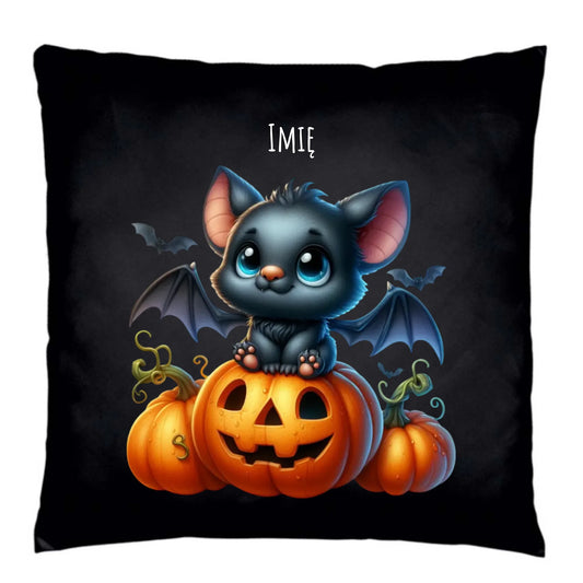 Poduszka dekoracyjna halloweenowa - Słodki nietoperz z dynią - personalizowana HL09 - StoryCups.pl
