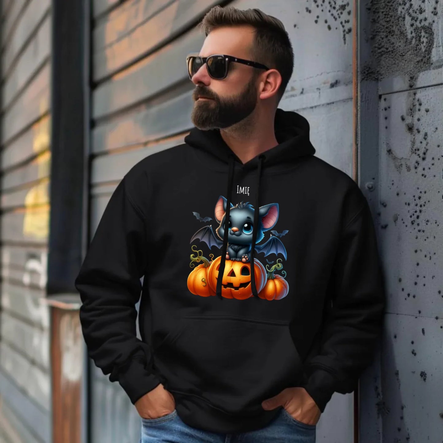 Bluza męska z kapturem halloweenowa - Słodki nietoperz z dynią - personalizowana HL09 - StoryCups.pl