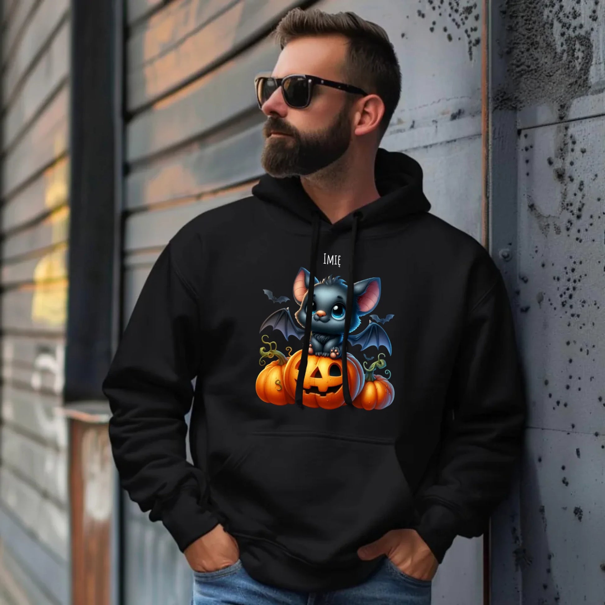 Bluza męska z kapturem halloweenowa - Słodki nietoperz z dynią - personalizowana HL09 - StoryCups.pl