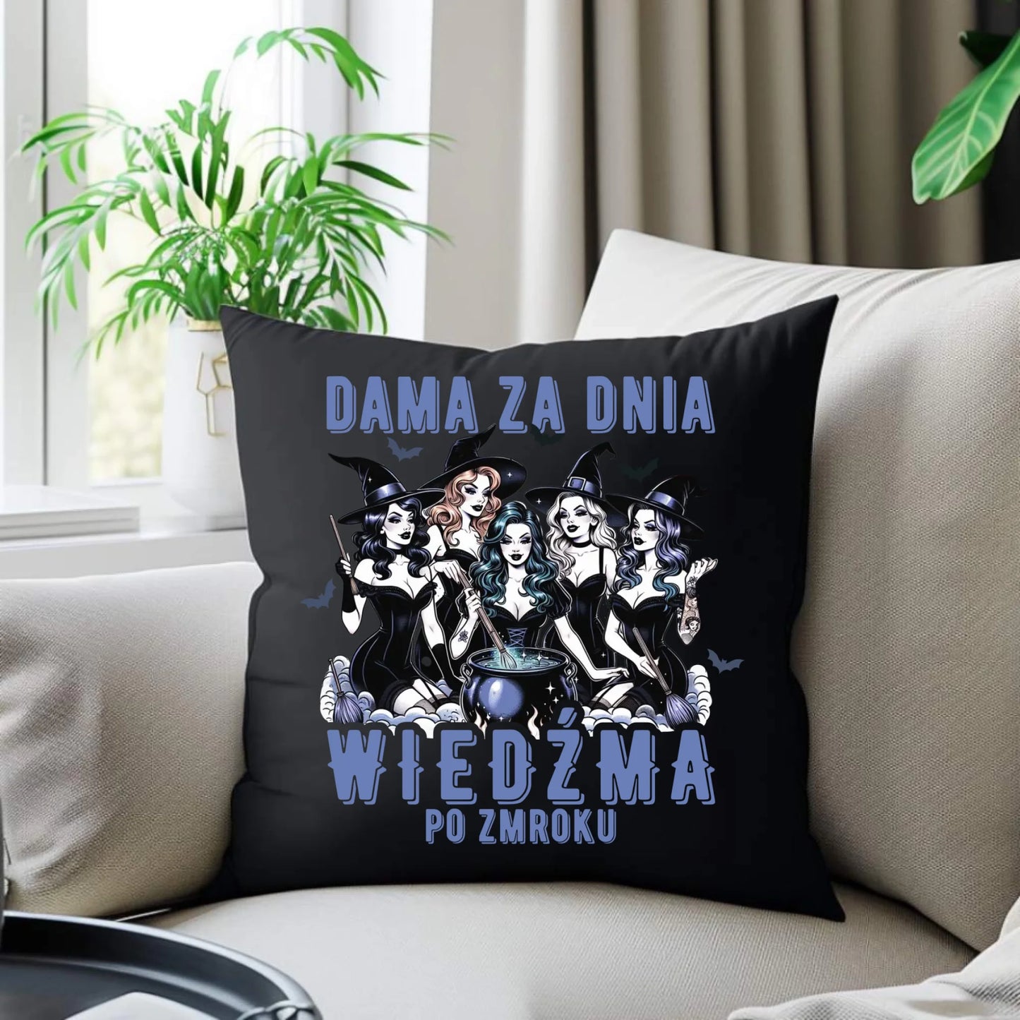 Poduszka dekoracyjna - Dama za dnia wiedźma po zmroku HL16 - StoryCups.pl