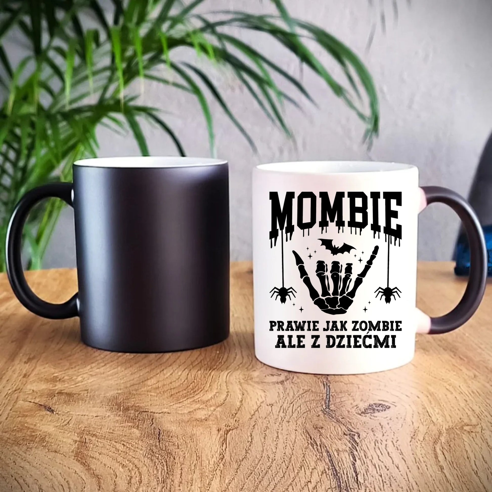 Kubek magiczny dla mamy - Mombie - zombie z dziećmi HL18 - StoryCups.pl