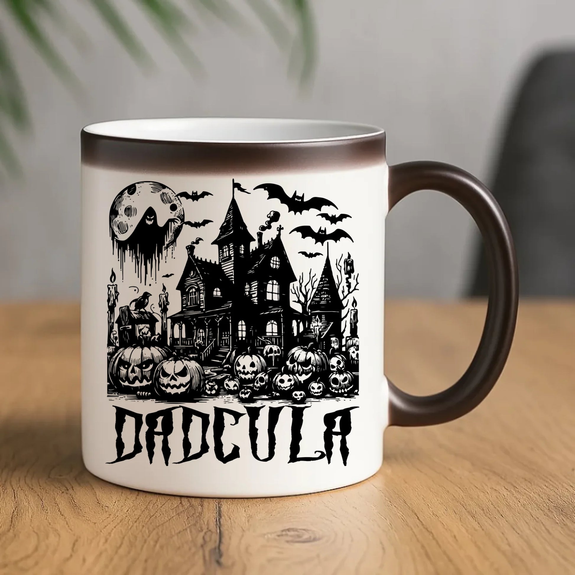 Kubek magiczny na Halloween dla taty - Upiorny dom - Dadcula HL19 - StoryCups.pl