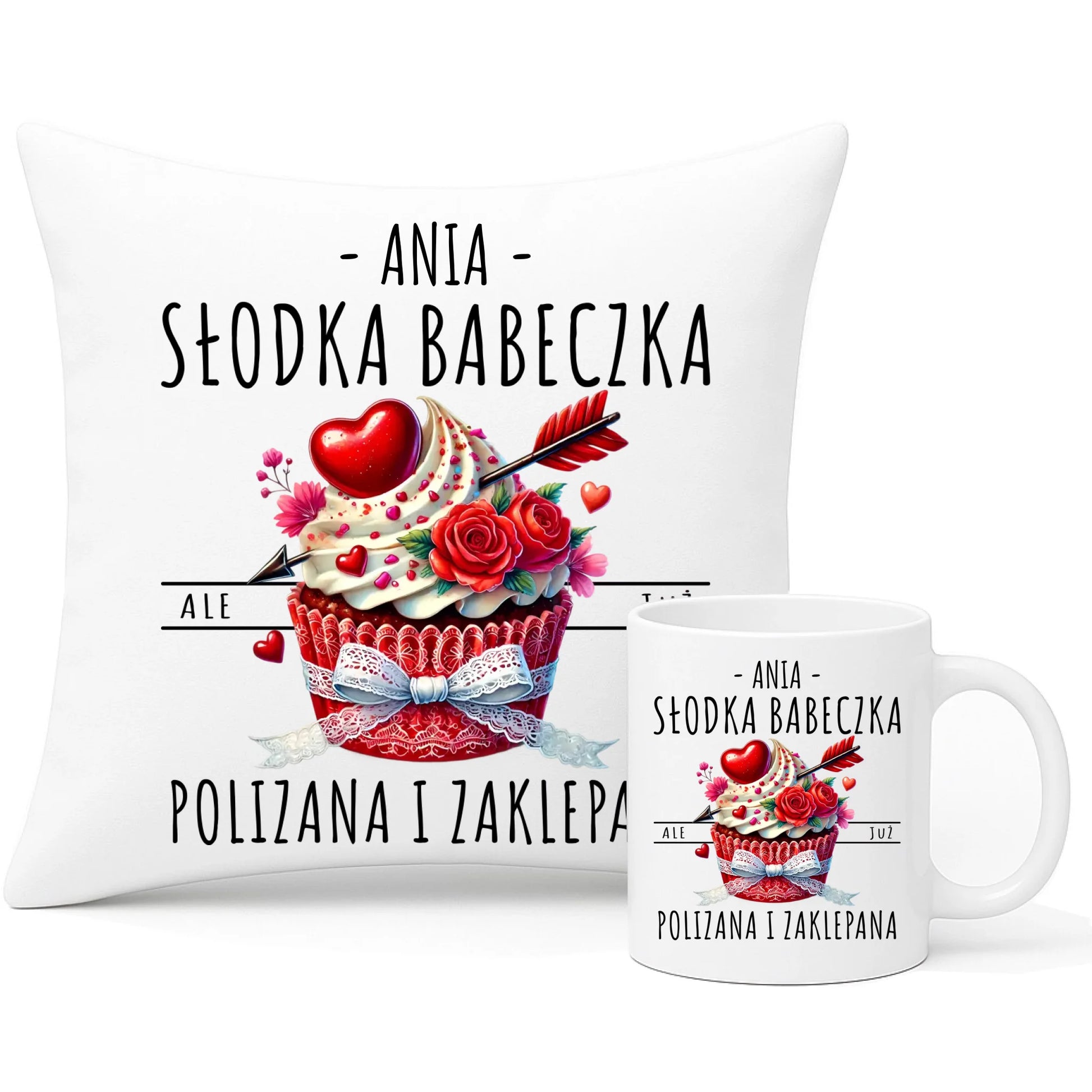 Zestaw poduszka i kubek - Słodka babeczka polizana i zaklepana - personalizowany W37 - StoryCups.pl