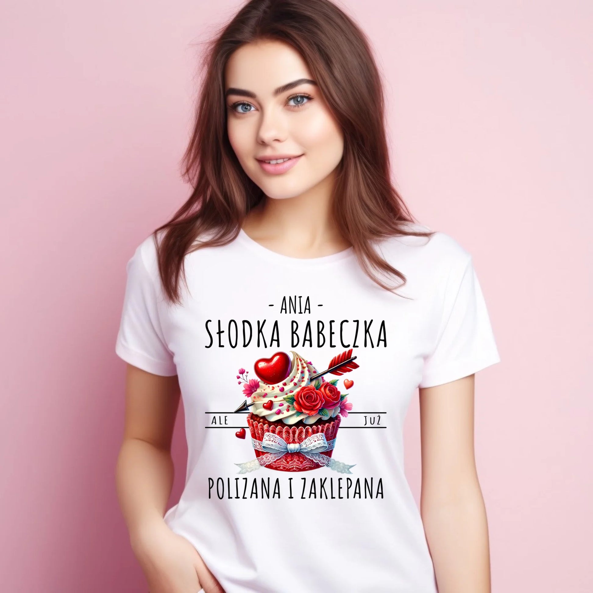 Koszulka damska - Słodka babeczka polizana i zaklepana - personalizowana W37 - StoryCups.pl