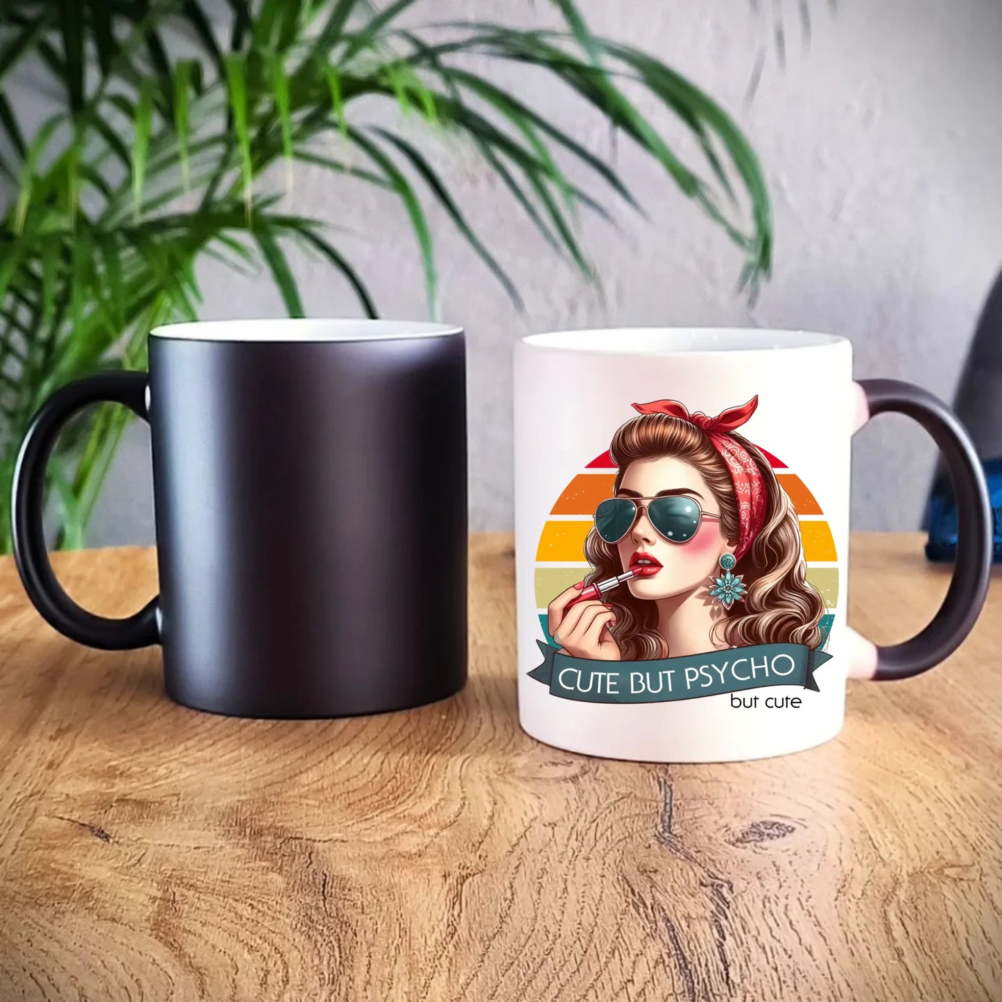 Kubek magiczny – Cute but psycho - w stylu retro DZ09 - StoryCups.pl