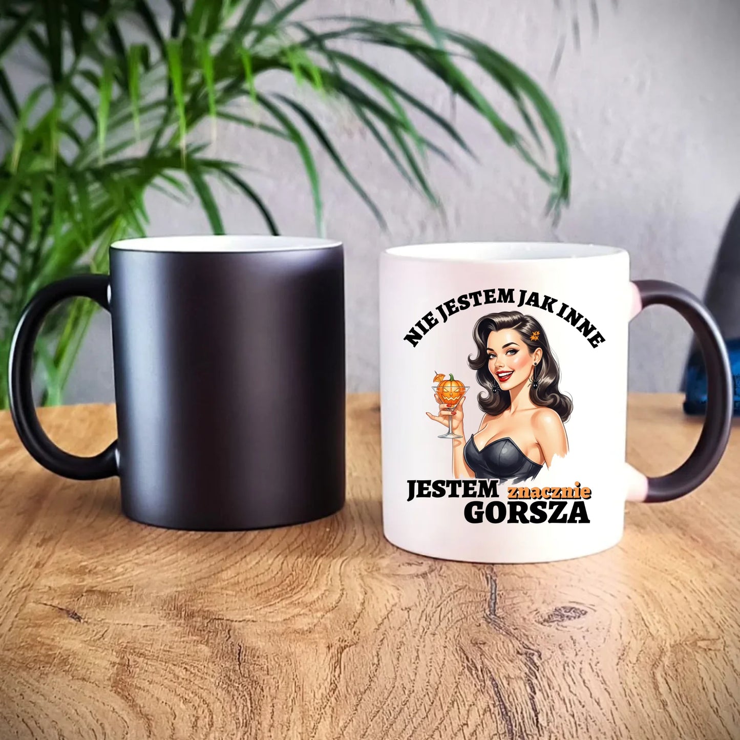Kubek magiczny halloweenowy - Nie jestem jak inne HL24