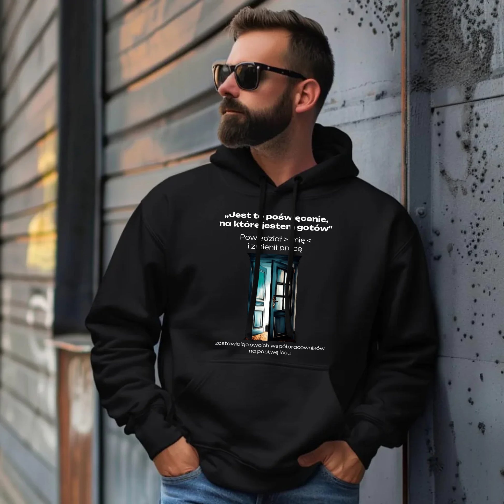 Bluza męska z kapturem na odejście z pracy - Poświęcenie, na które jestem gotów - personalizowana OP02 - StoryCups.pl