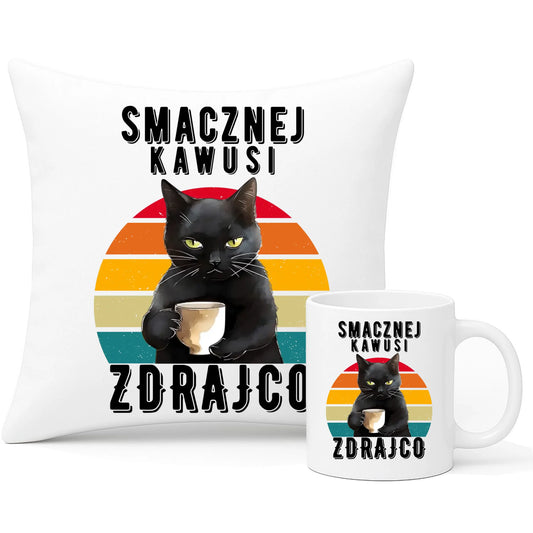 Zestaw poduszka i kubek na odejście z pracy - Smacznej kawusi zdrajco OP03 - StoryCups.pl