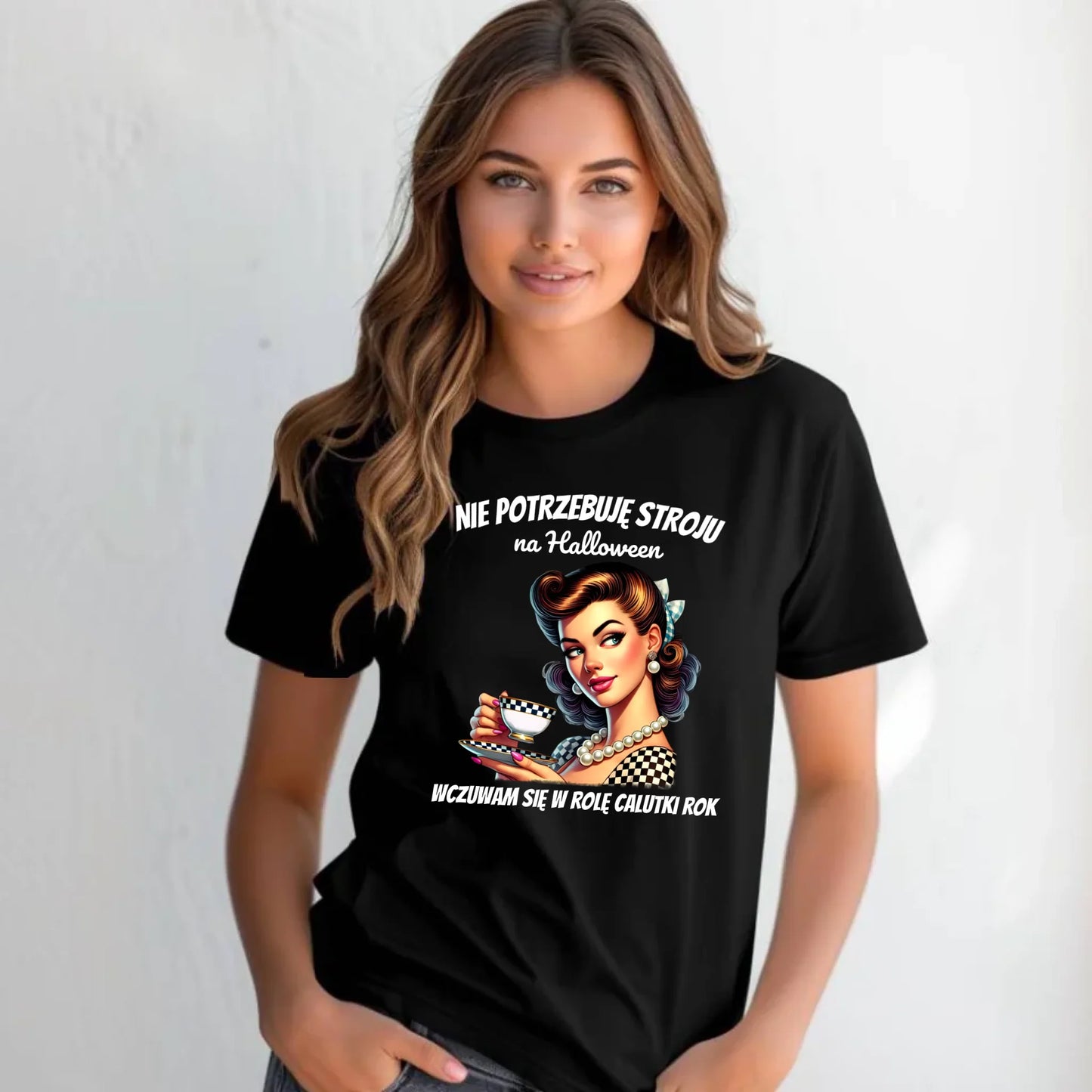 Koszulka damska retro pin-up girl – Nie potrzebuję stroju na Halloween HL29 - StoryCups.pl