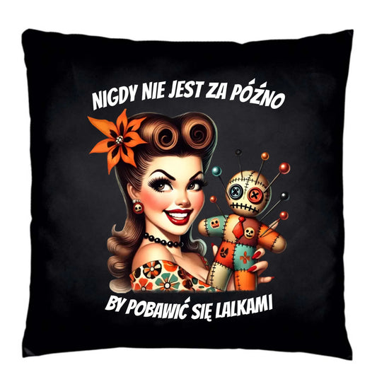 Poduszka dekoracyjna dla niej - Laleczka Voodoo retro DZ21 - StoryCups.pl