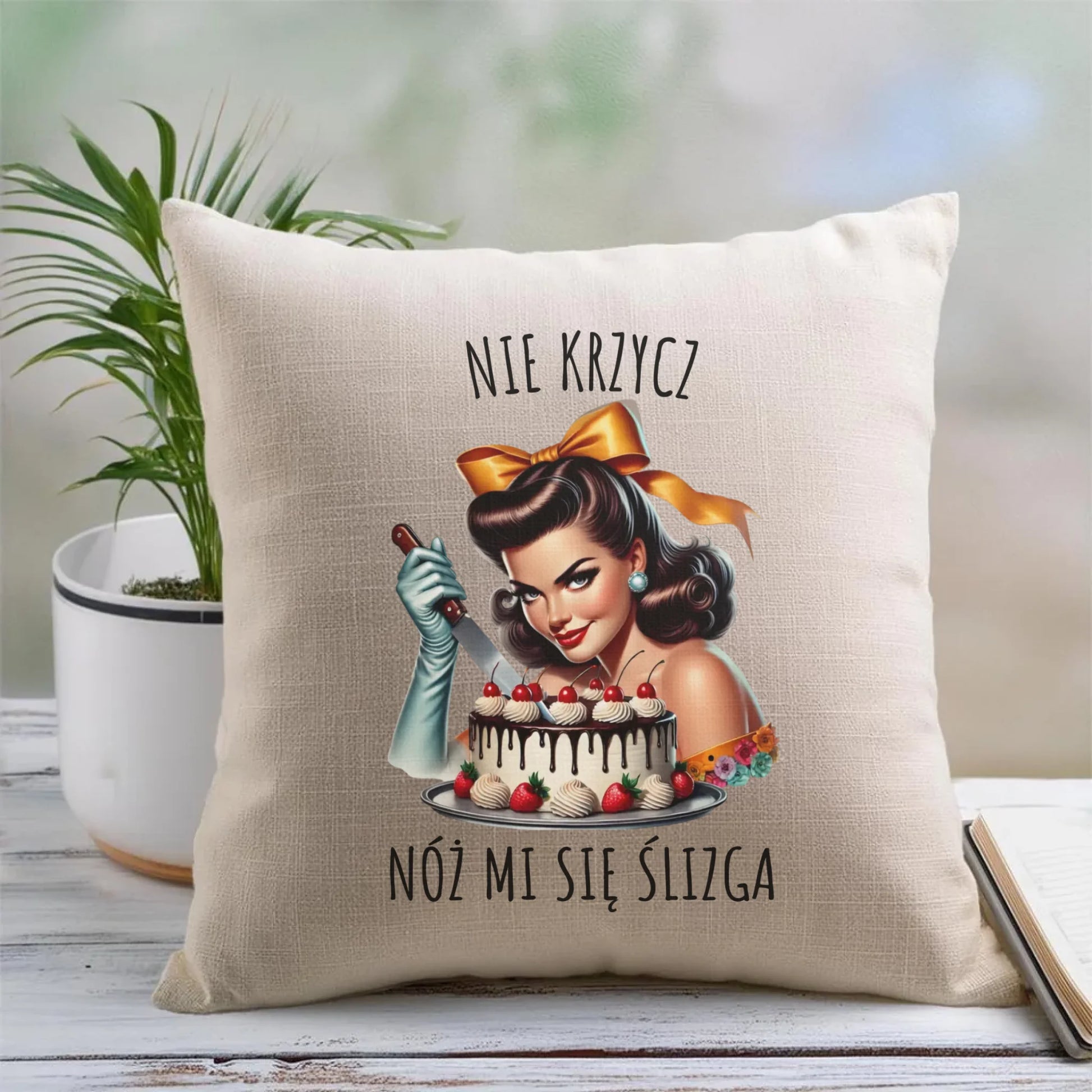 Poduszka - Nie krzycz, nóż mi się ślizga - Czarny humor DZ22 - StoryCups.pl