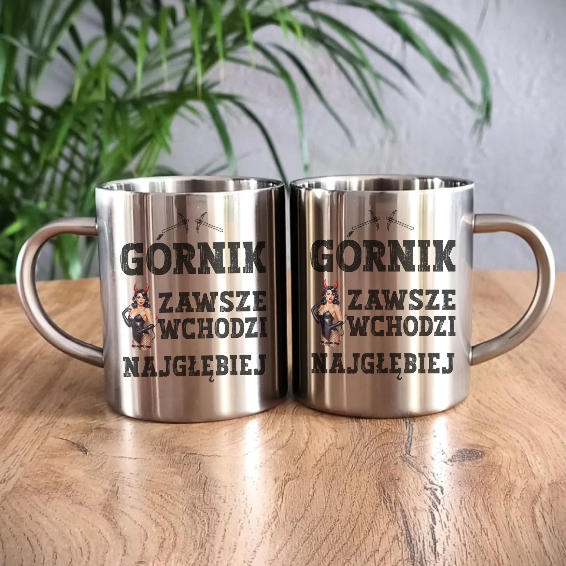 Kubek metalowy - prezent dla górnika - Górnik zawsze wchodzi najgłębiej G22 - StoryCups.pl