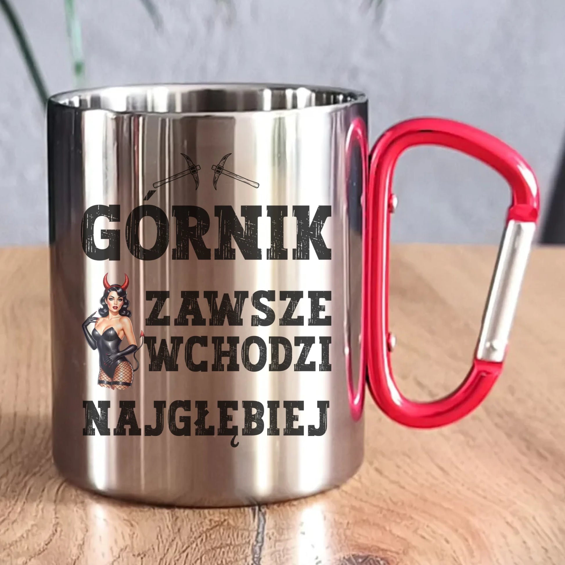 Kubek metalowy - prezent dla górnika - Górnik zawsze wchodzi najgłębiej G22 - StoryCups.pl