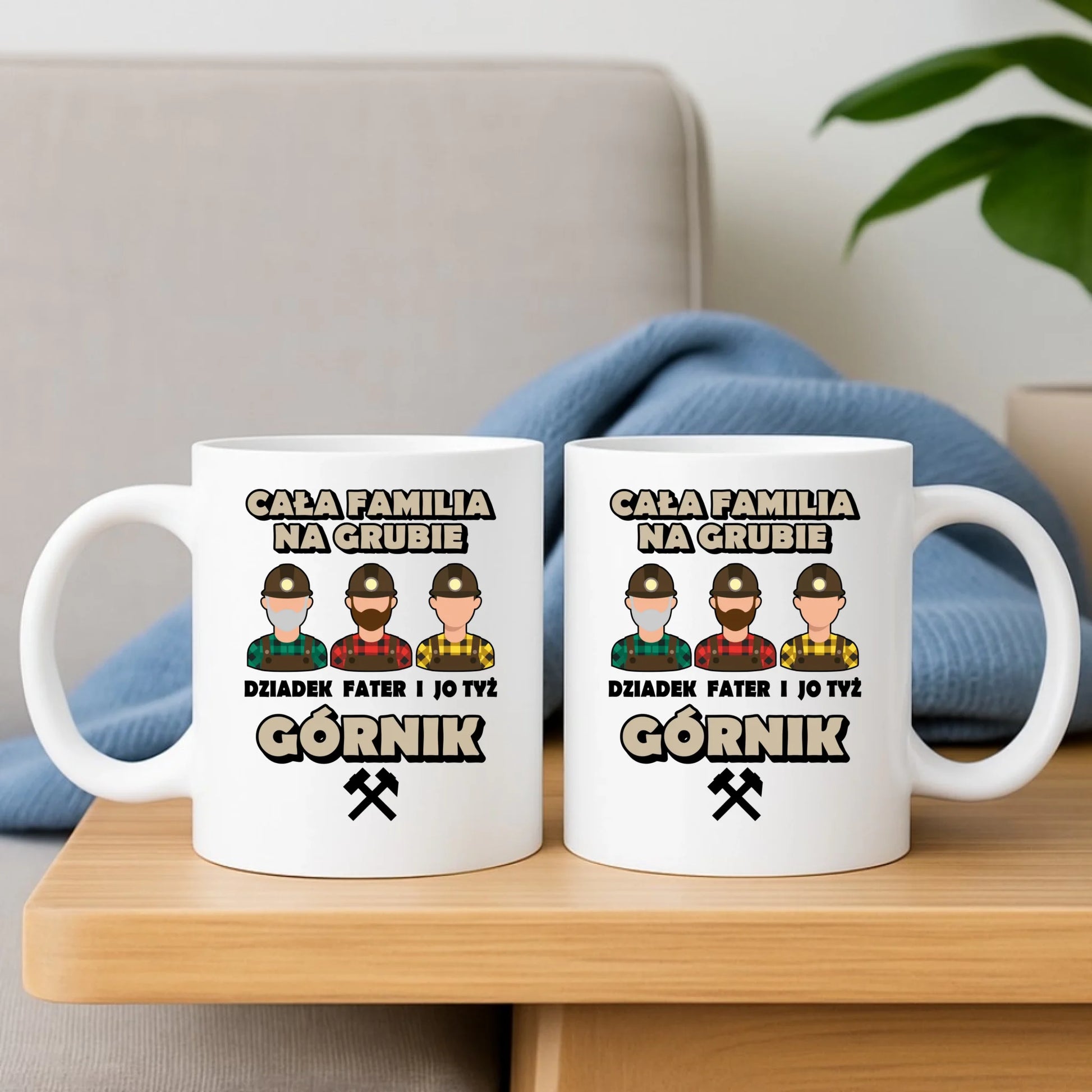 Kubek - prezent dla górnika - Cała familia na grubie dziadek fater i jo tyż górnik G10 - StoryCups.pl