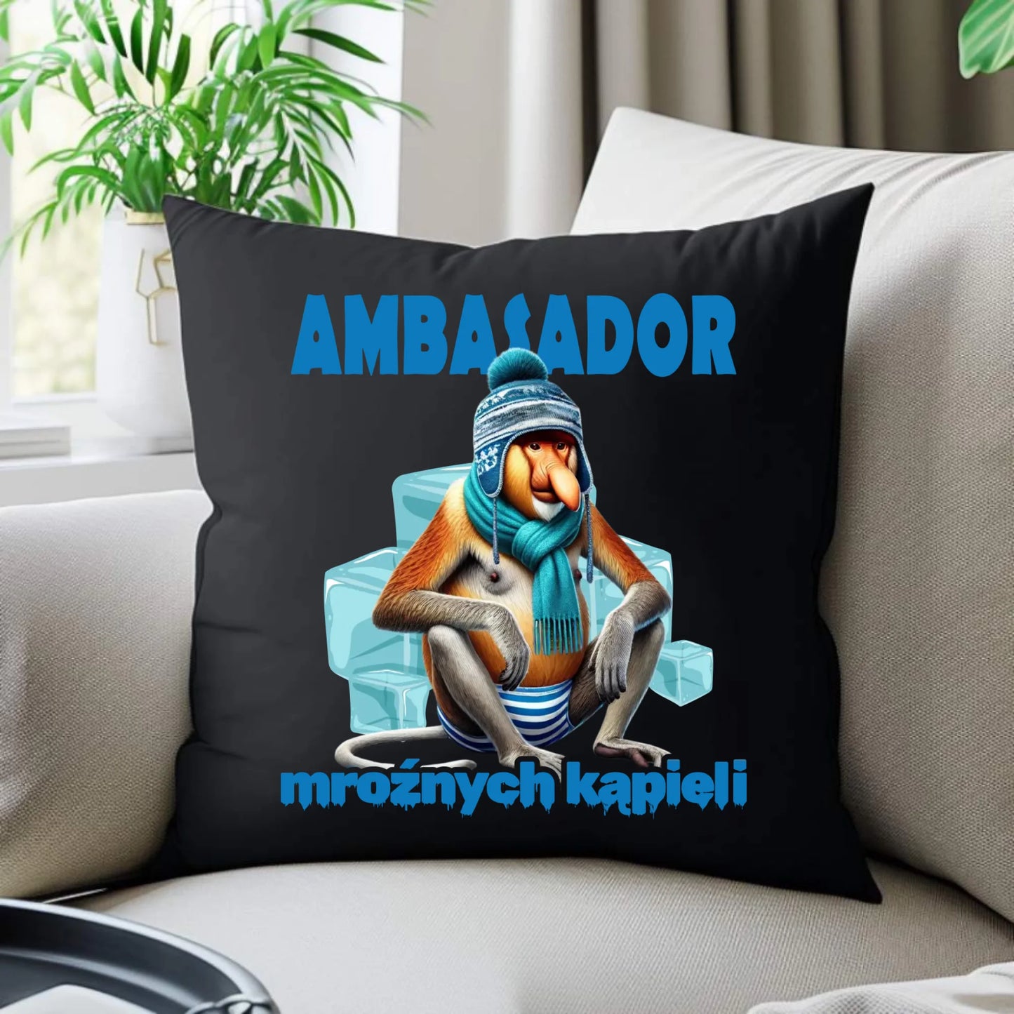 Poduszka dekoracyjna - prezent dla morsa - Janusz Nosacz Mors - Ambasador mroźnych kąpieli HM03 - StoryCups.pl