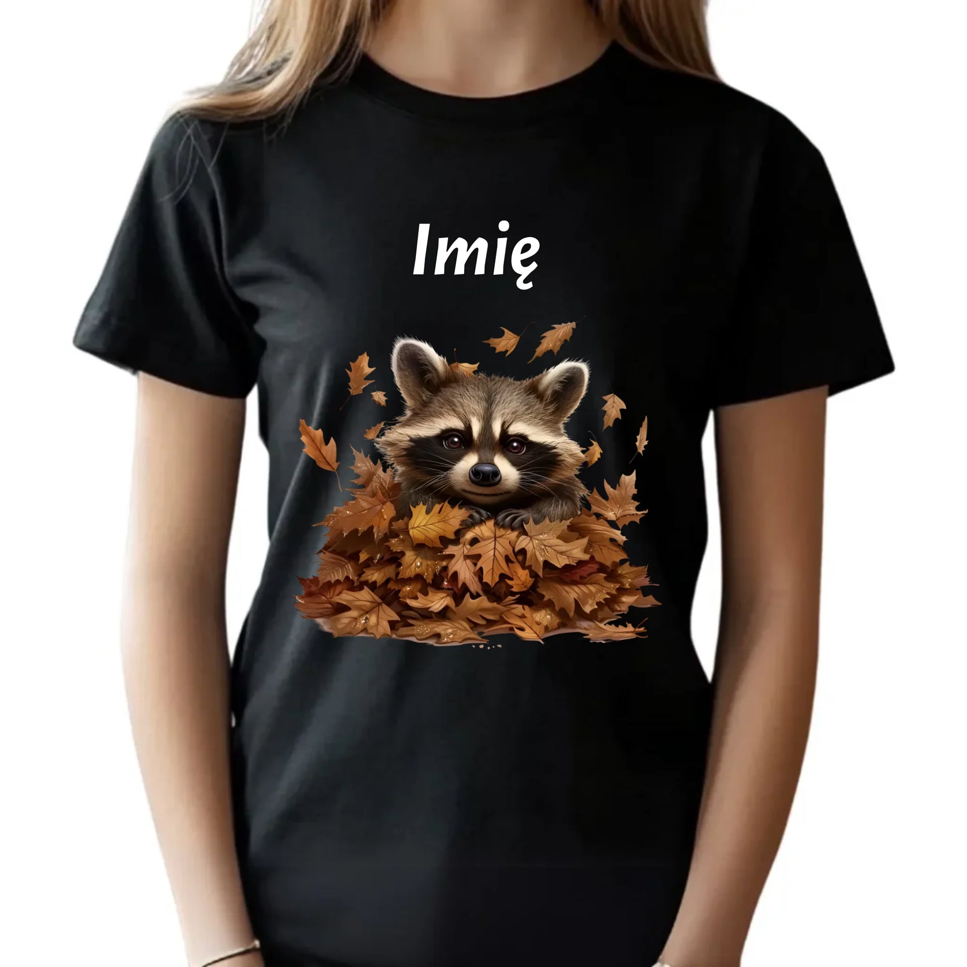 Koszulka dziecięca jesienna - Szop w liściach - personalizowana JS24 - StoryCups.pl