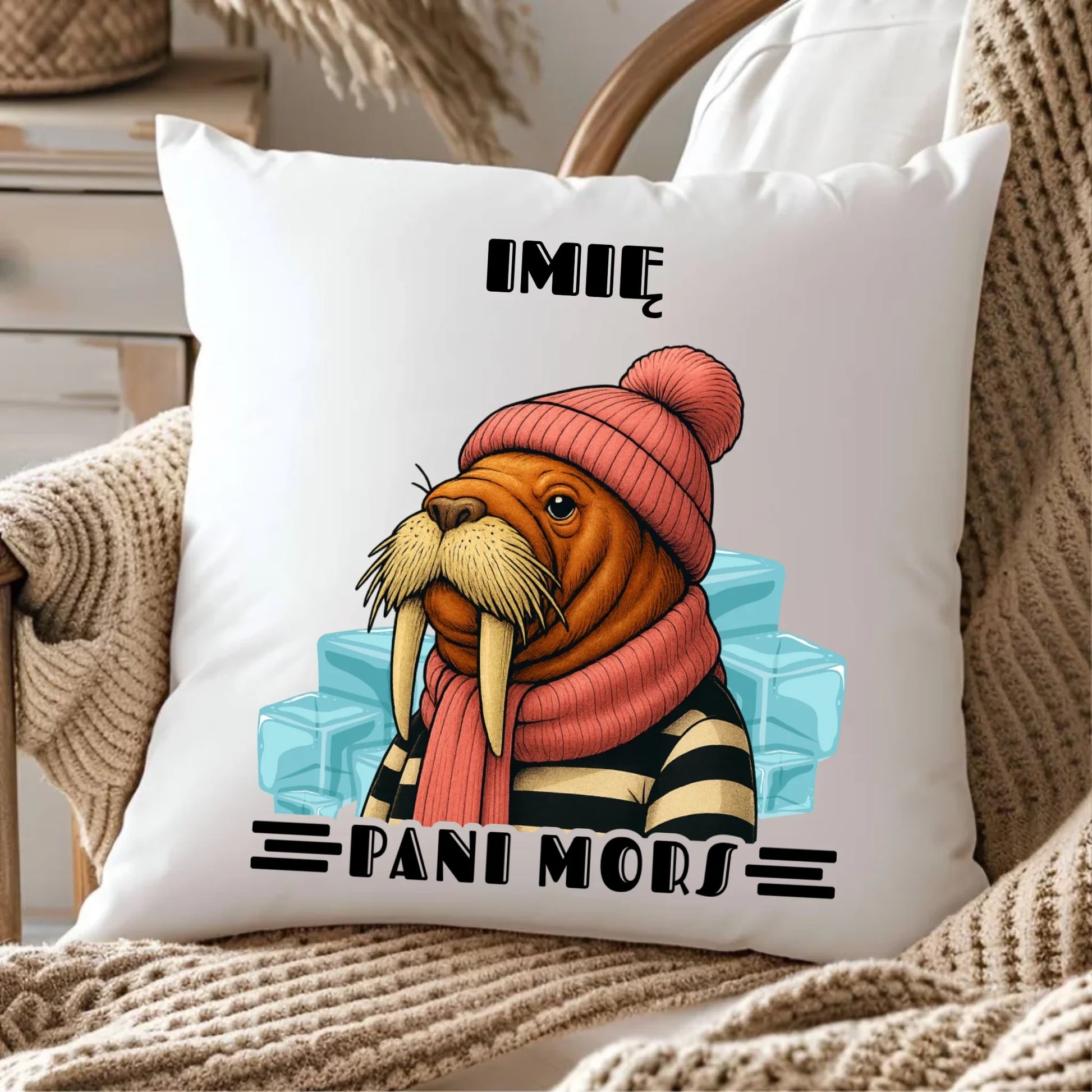 Poduszka - prezent dla morsa - Pani Mors - personalizowana HM16 - StoryCups.pl