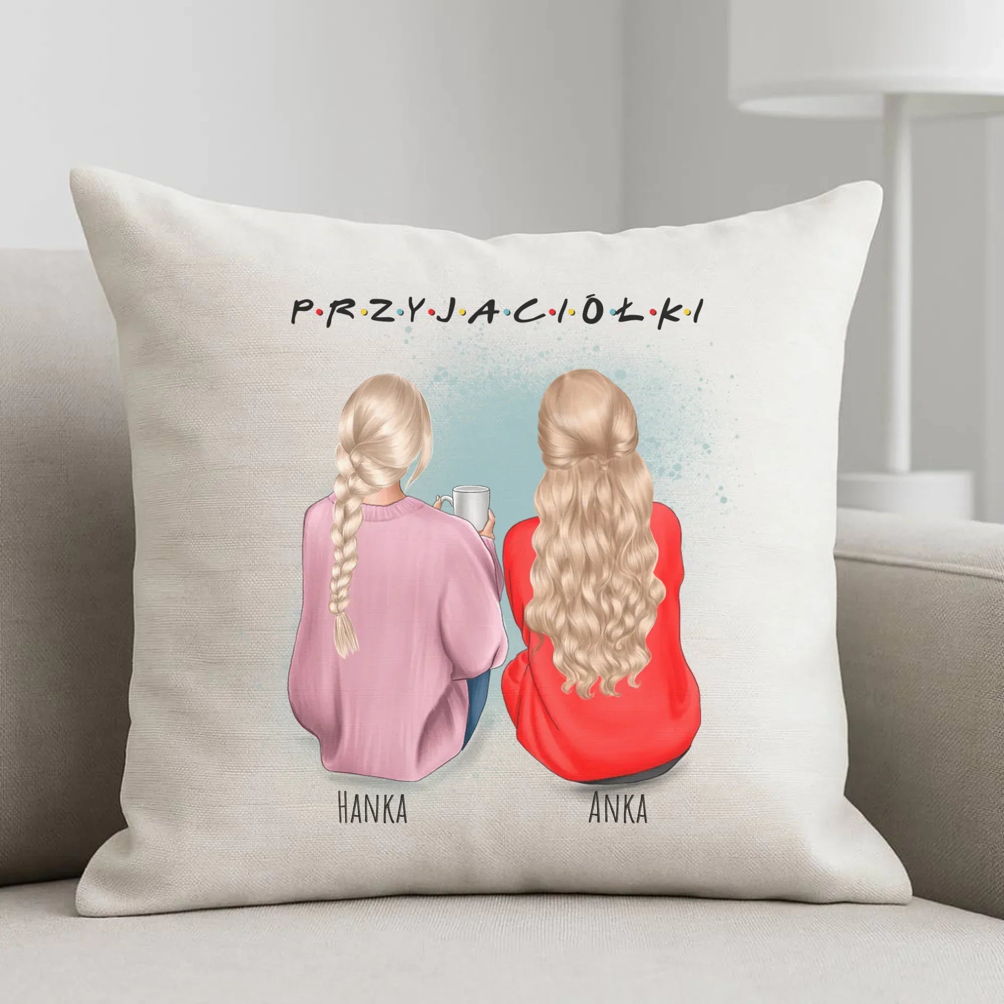Poduszka - prezent dla przyjaciółki - personalizowane postacie 2-4 osoby PR02 - StoryCups.pl