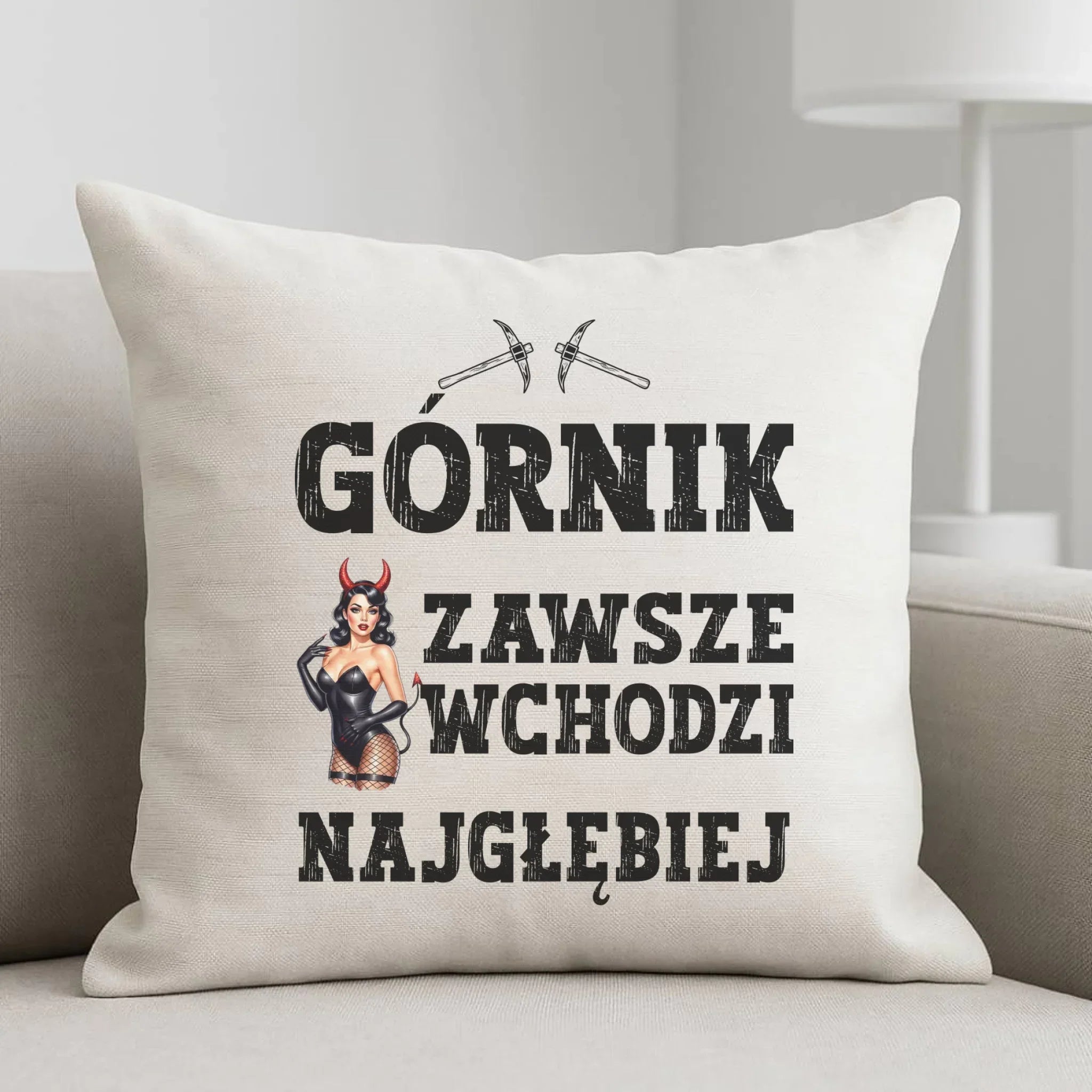 Poduszka - prezent dla górnika - Górnik zawsze wchodzi najgłębiej G22 - StoryCups.pl