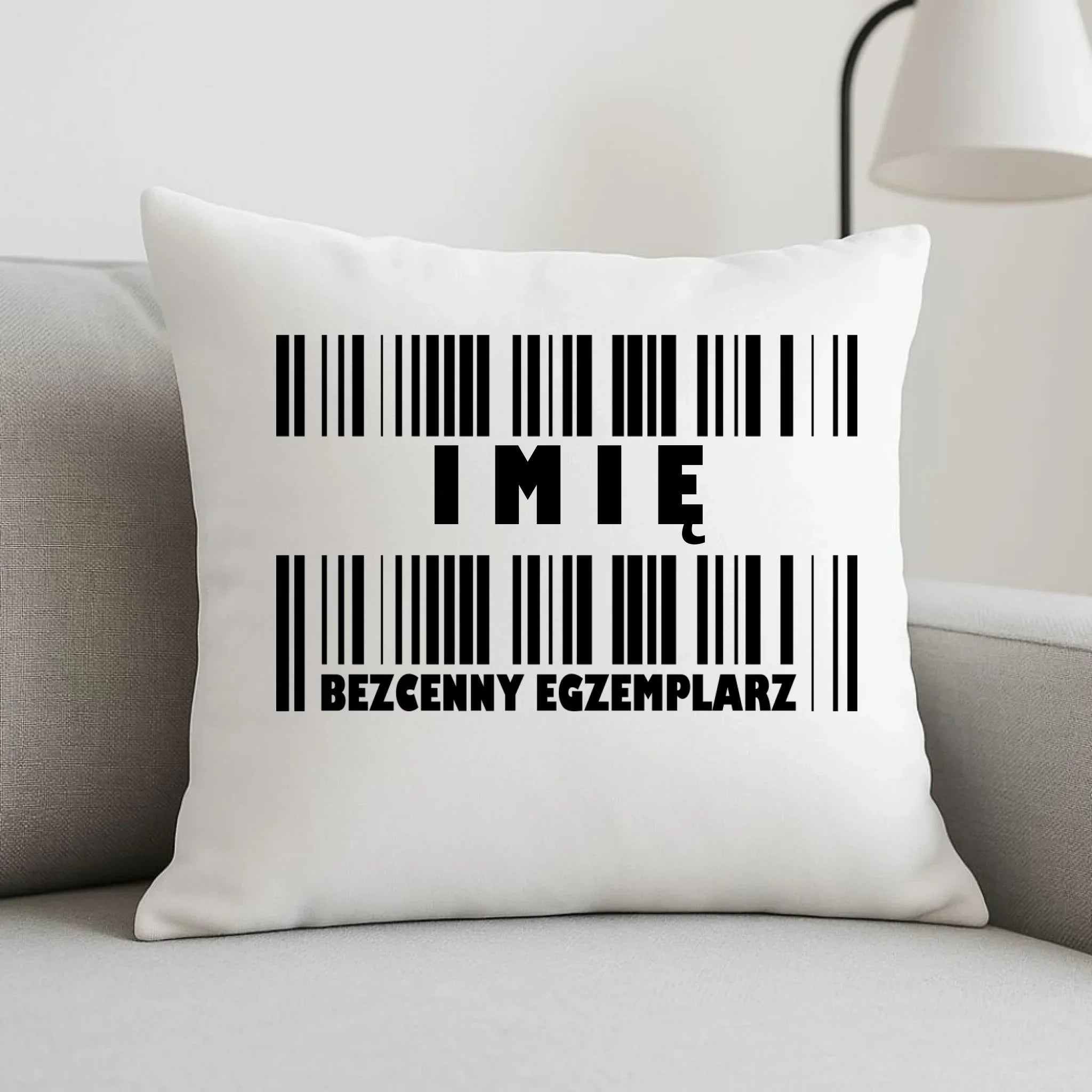 Poduszka - Bezcenny egzemplarz prezent dla niego - personalizowana DCH07 - StoryCups.pl