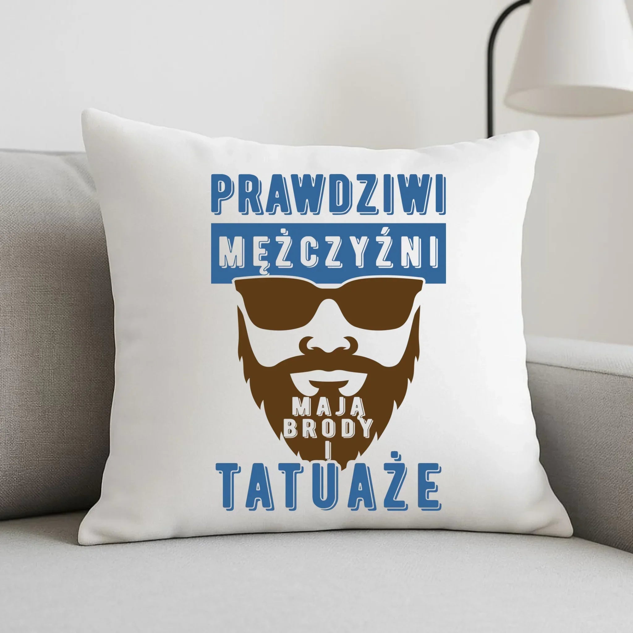 Poduszka - Prezent dla faceta - Prawdziwi mężczyźni mają brody i tatuaże DCH22 - StoryCups.pl