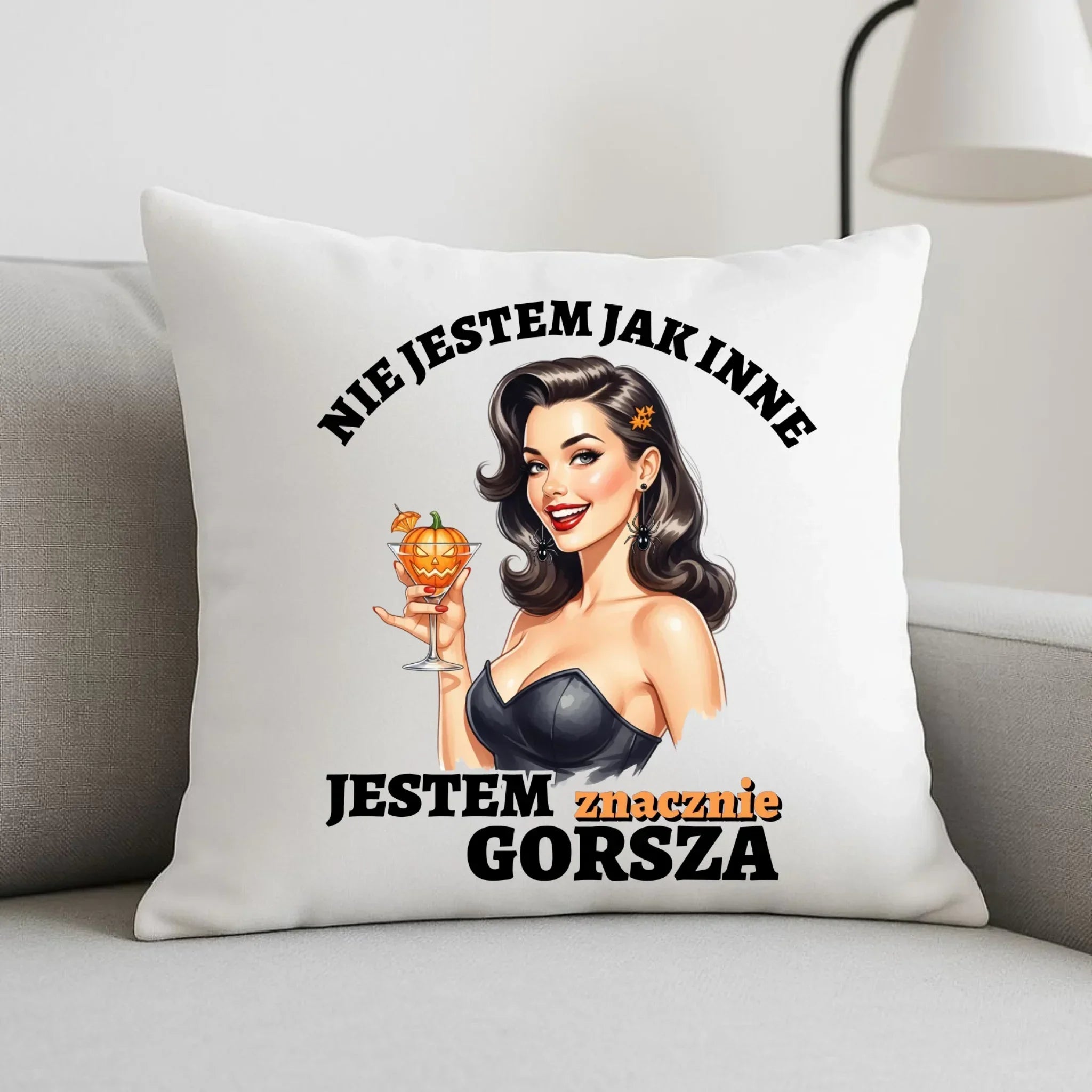Poduszka halloweenowa - Nie jestem jak inne HL24 - StoryCups.pl