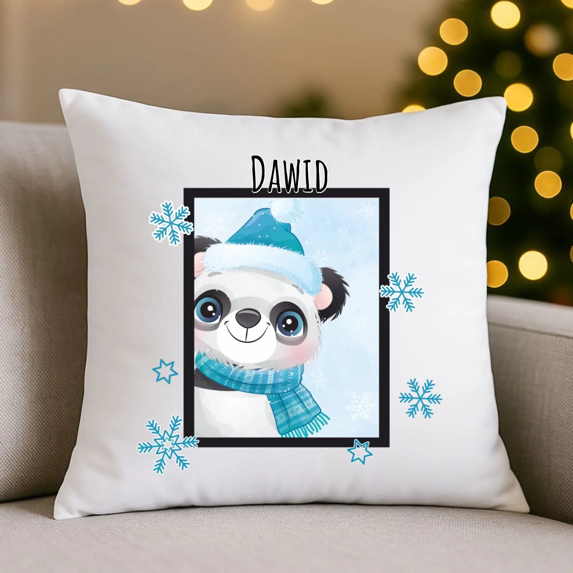 Zimowy Miś | Świąteczna poduszka z imieniem BN16 - StoryCups.pl