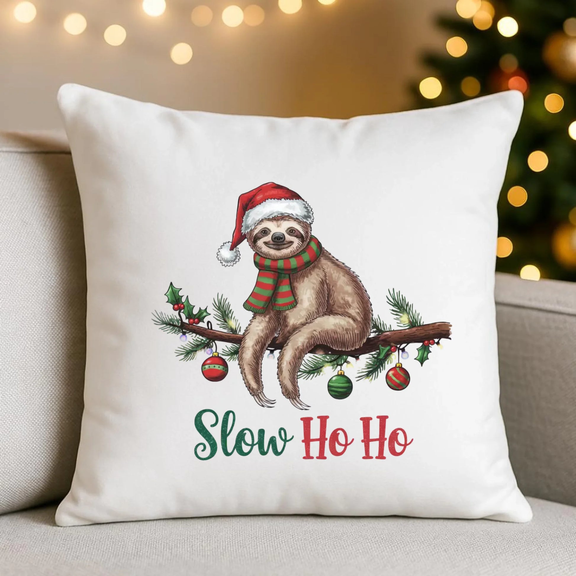 Leniwiec slow ho ho | Świąteczna poduszka BN92 - StoryCups.pl