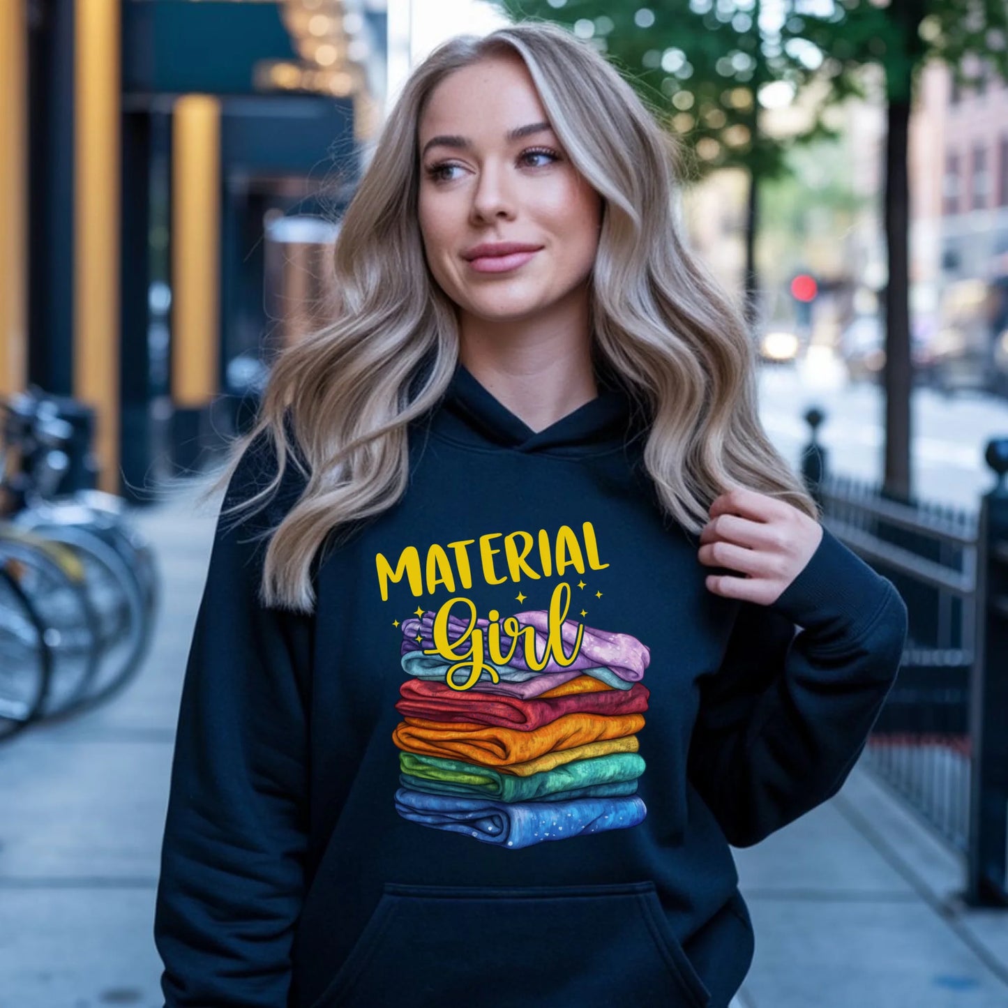 Bluza damska z kapturem szyciowa - prezent dla krawcowej - Material Girl HS02