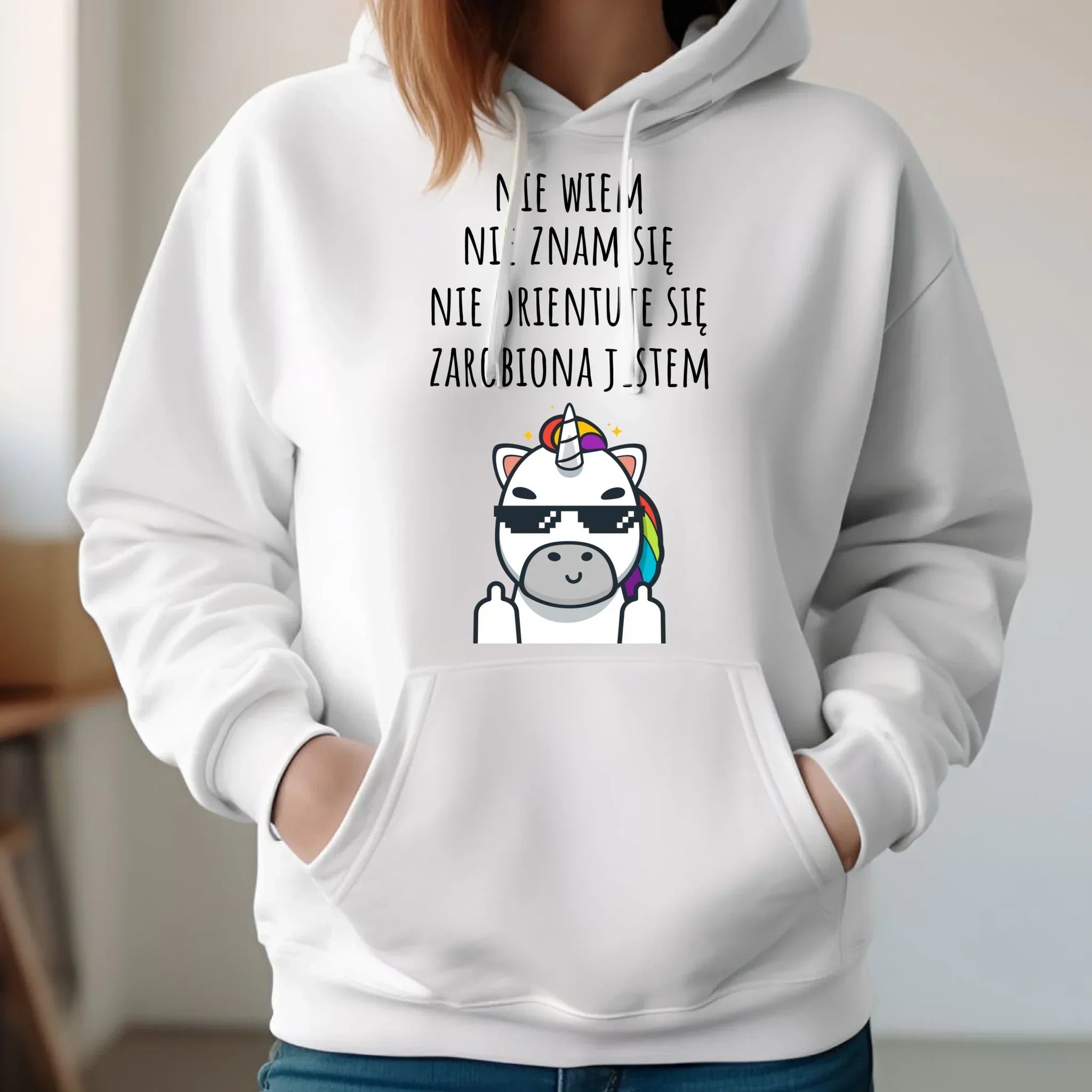 Bluza damska z kapturem - Nie wiem, nie znam się, zarobiona jestem DZ05 - StoryCups.pl
