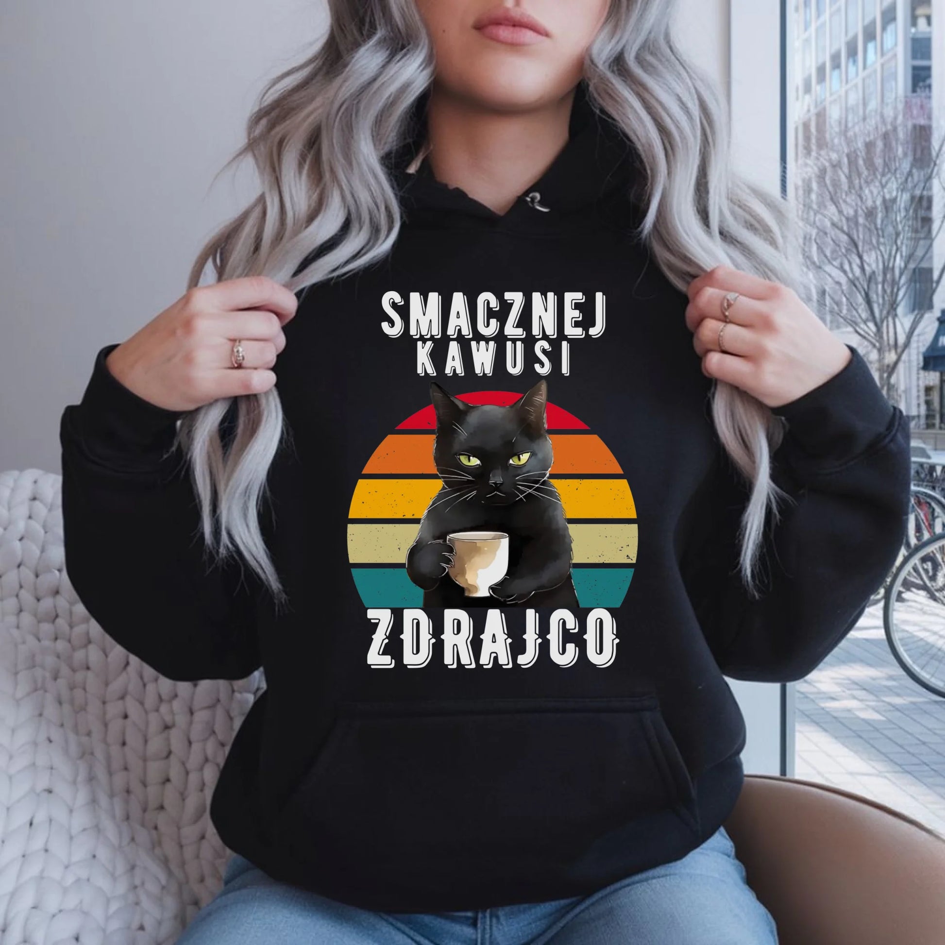 Bluza damska z kapturem na odejście z pracy - Smacznej kawusi zdrajco OP03 - StoryCups.pl