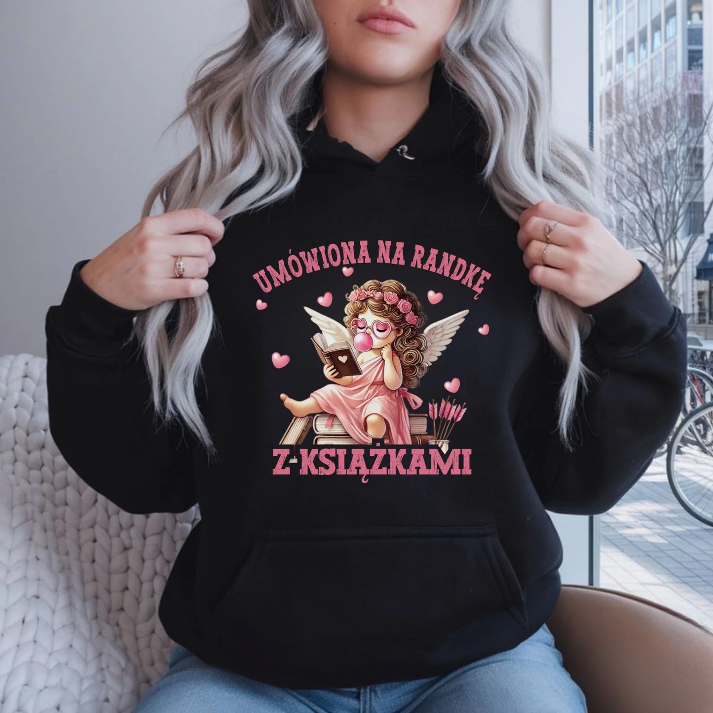 Bluza damska z kapturem dla czytelniczki – Umówiona na randkę W19 - StoryCups.pl
