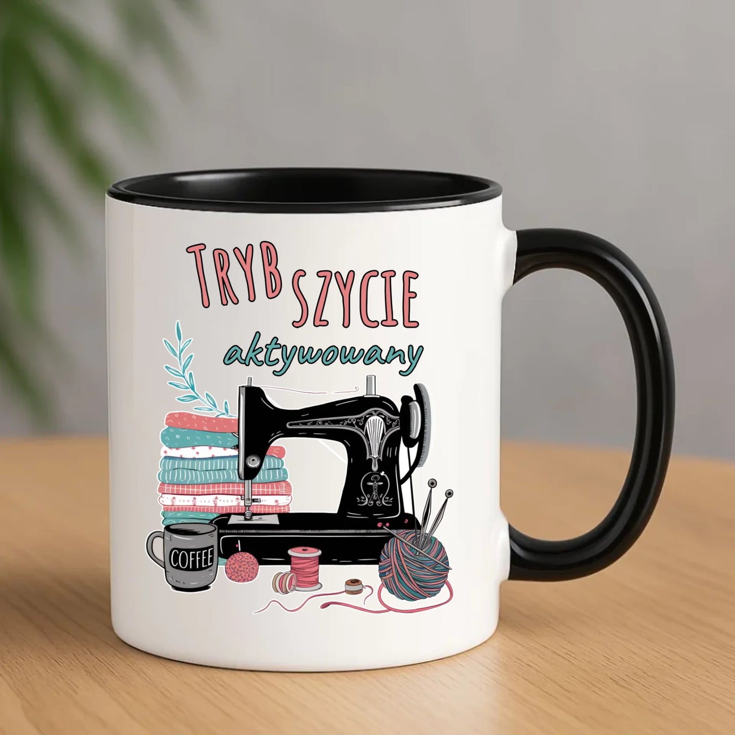 Kubek szyciowy dla krawcowej – Tryb szycie aktywowany HS06 - StoryCups.pl