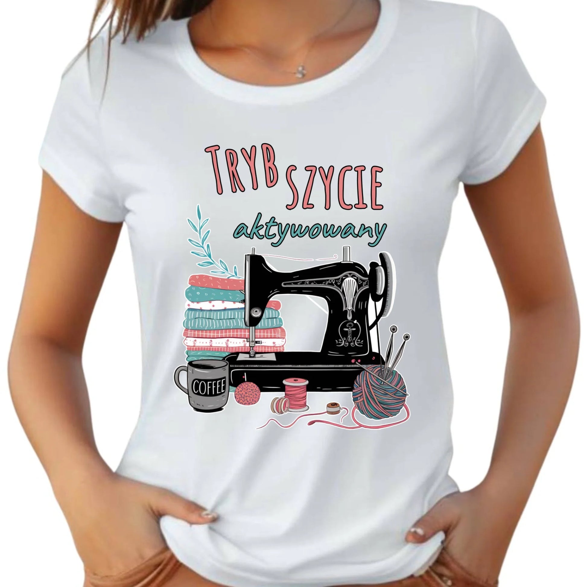 Koszulka damska szyciowa dla krawcowej - Tryb szycie aktywowany HS06 - StoryCups.pl