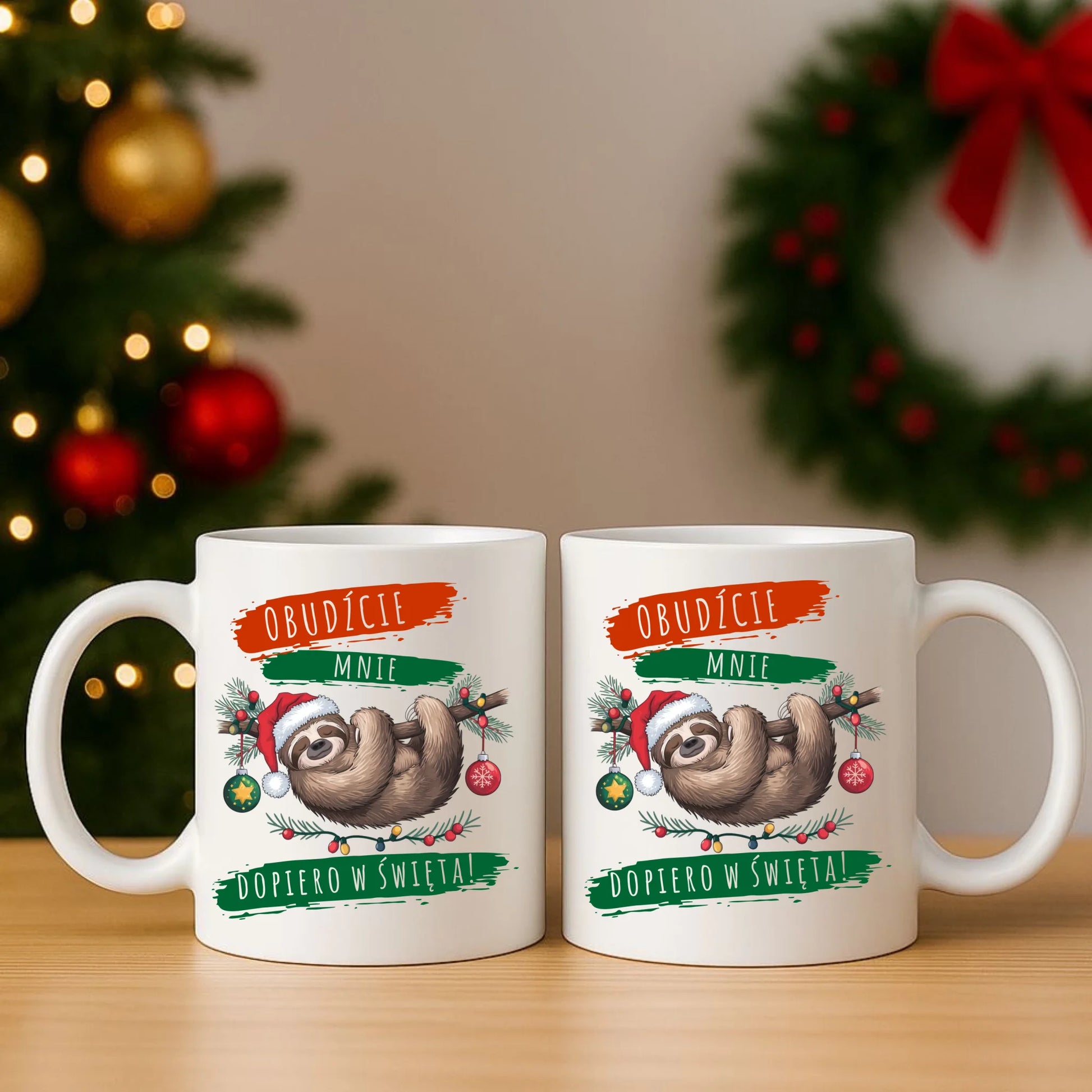 Zestaw poduszka i kubek świąteczny - Leniwiec - Obudźcie mnie dopiero w święta BN02 - StoryCups.pl