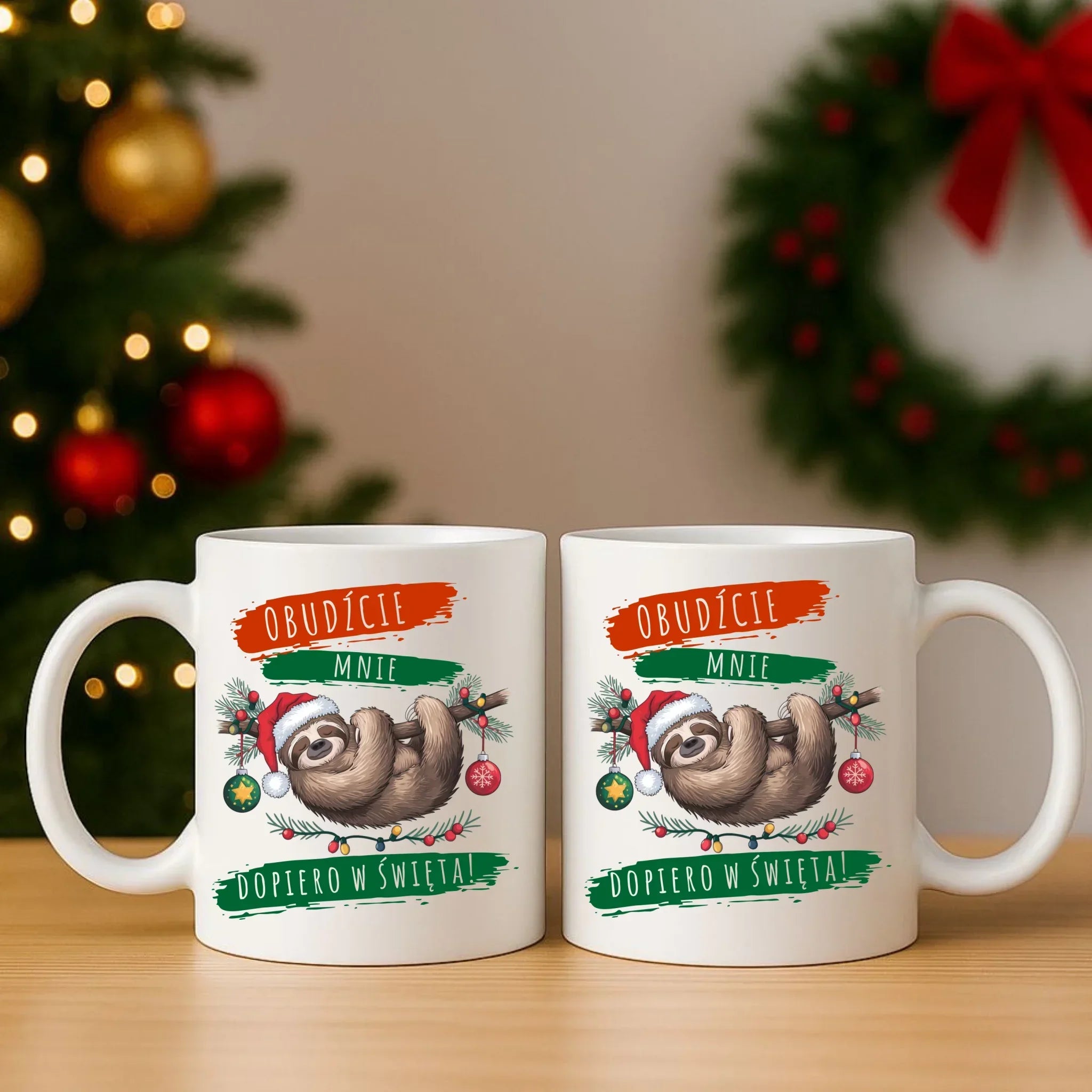 Zestaw poduszka i kubek świąteczny - Leniwiec - Obudźcie mnie dopiero w święta BN02 - StoryCups.pl