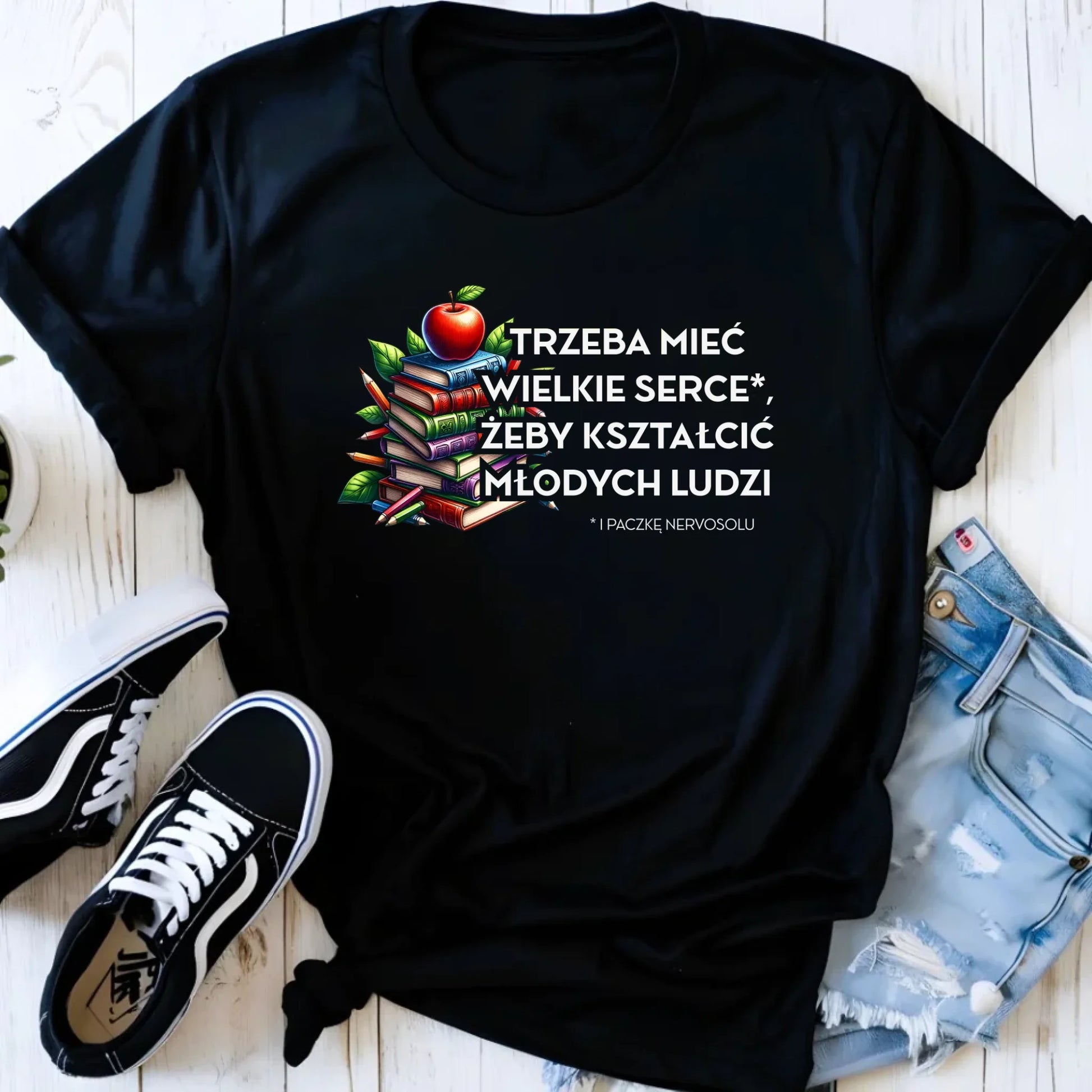 Koszulka damska dla nauczycielki - Trzeba mieć wielkie serce i paczkę nervosolu N73 - StoryCups.pl