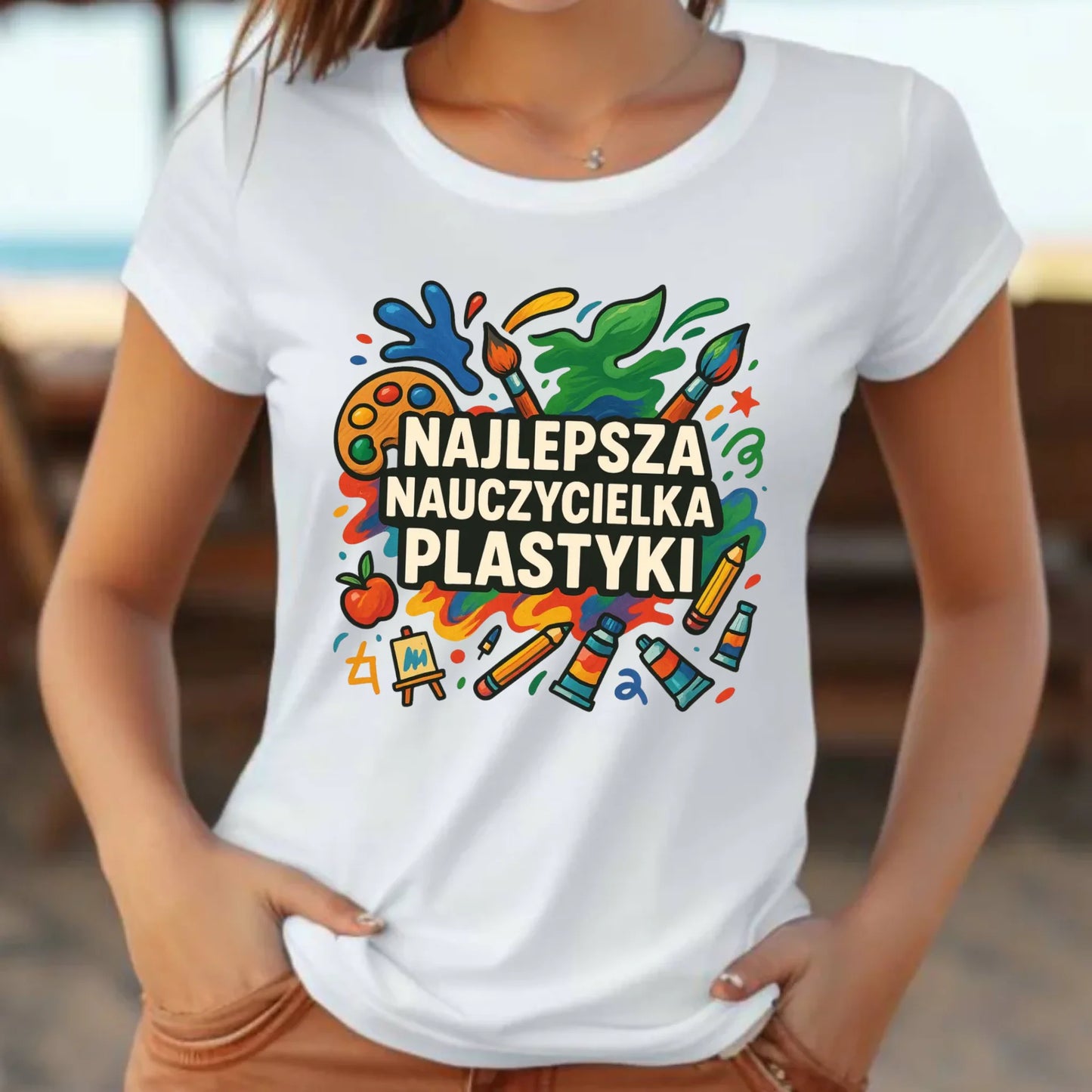 Koszulka damska dla nauczycielki - Najlepsza nauczycielka plastyki N49 - StoryCups.pl